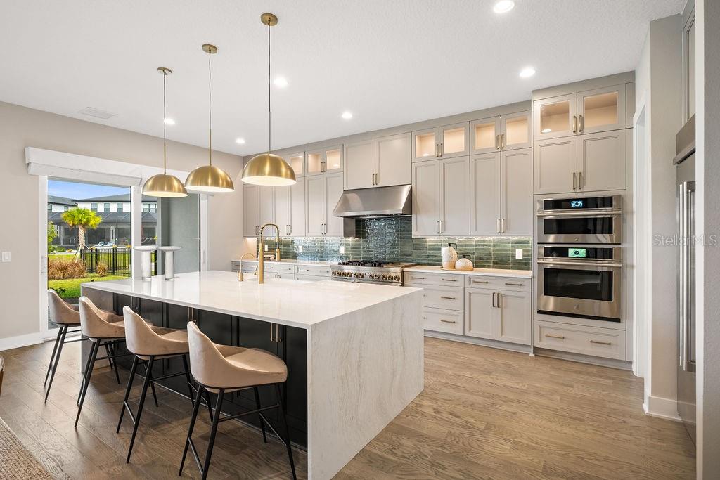 LAUREL POINTE PH 1 - Residential