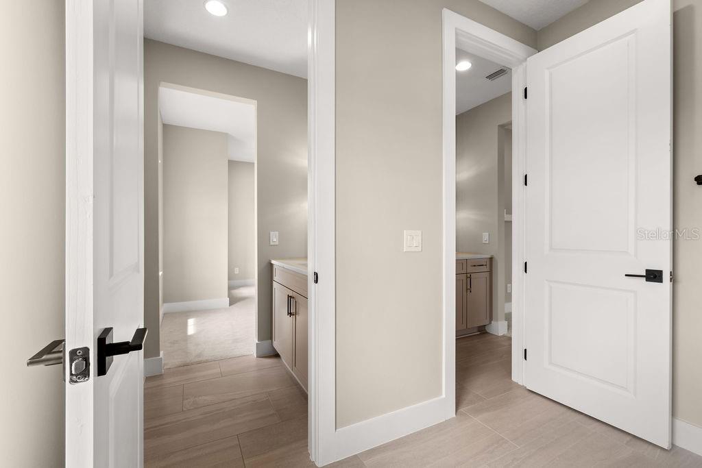 LAUREL POINTE PH 1 - Residential