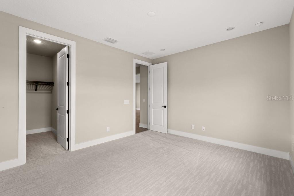 LAUREL POINTE PH 1 - Residential