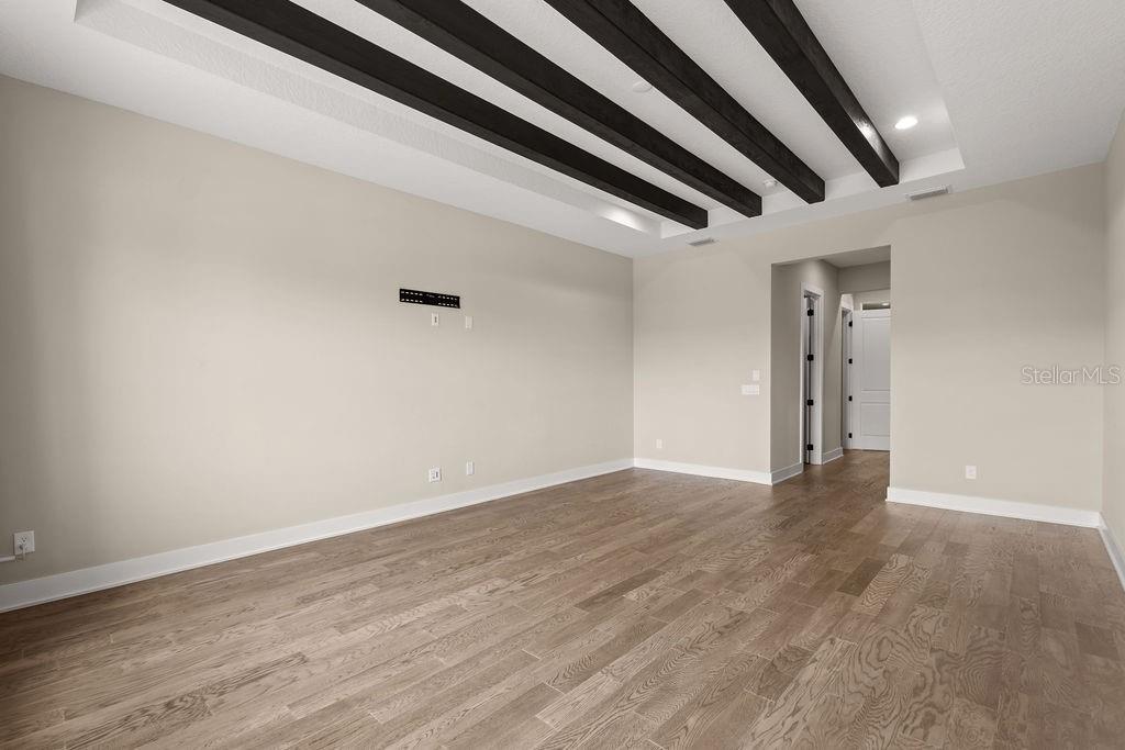 LAUREL POINTE PH 1 - Residential