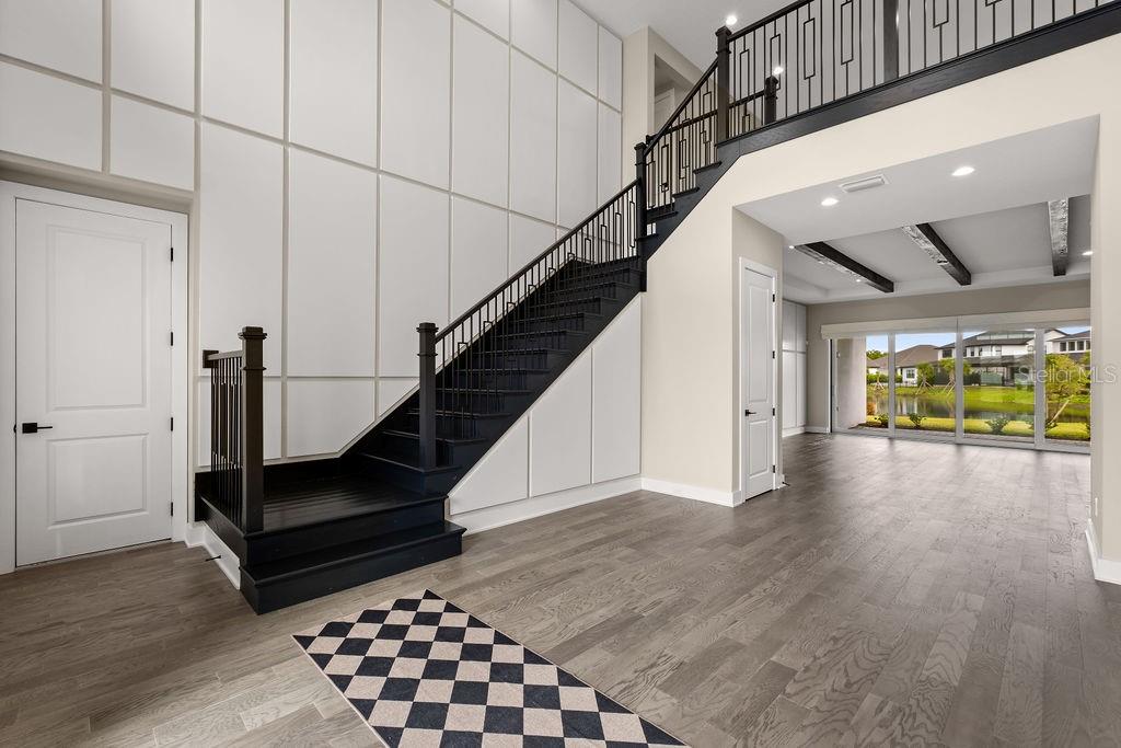 LAUREL POINTE PH 1 - Residential