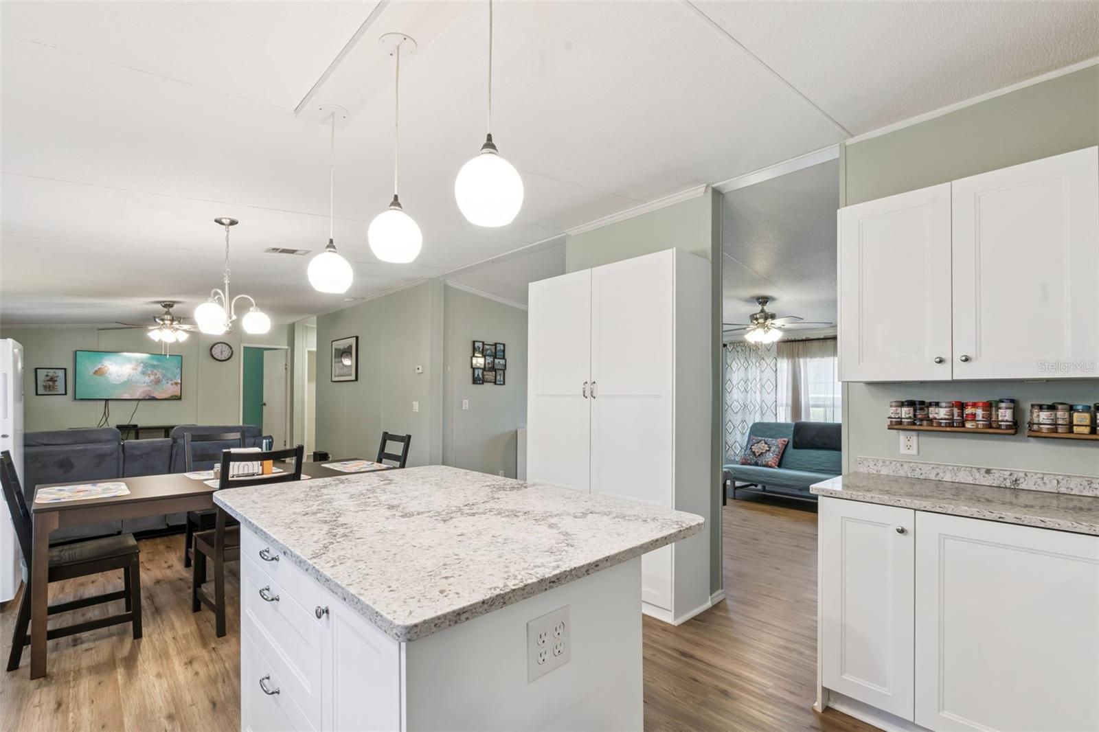 MONTVERDE HILLS - Residential