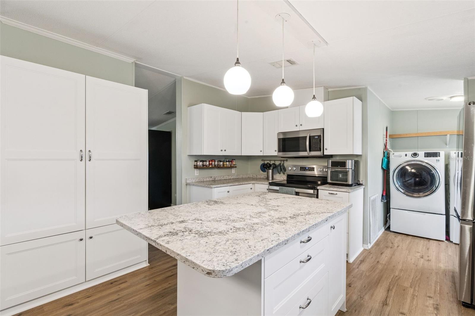 MONTVERDE HILLS - Residential