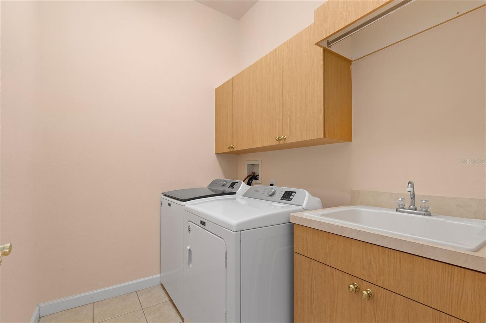 PRISTINE PLACE PH 3 - Residential