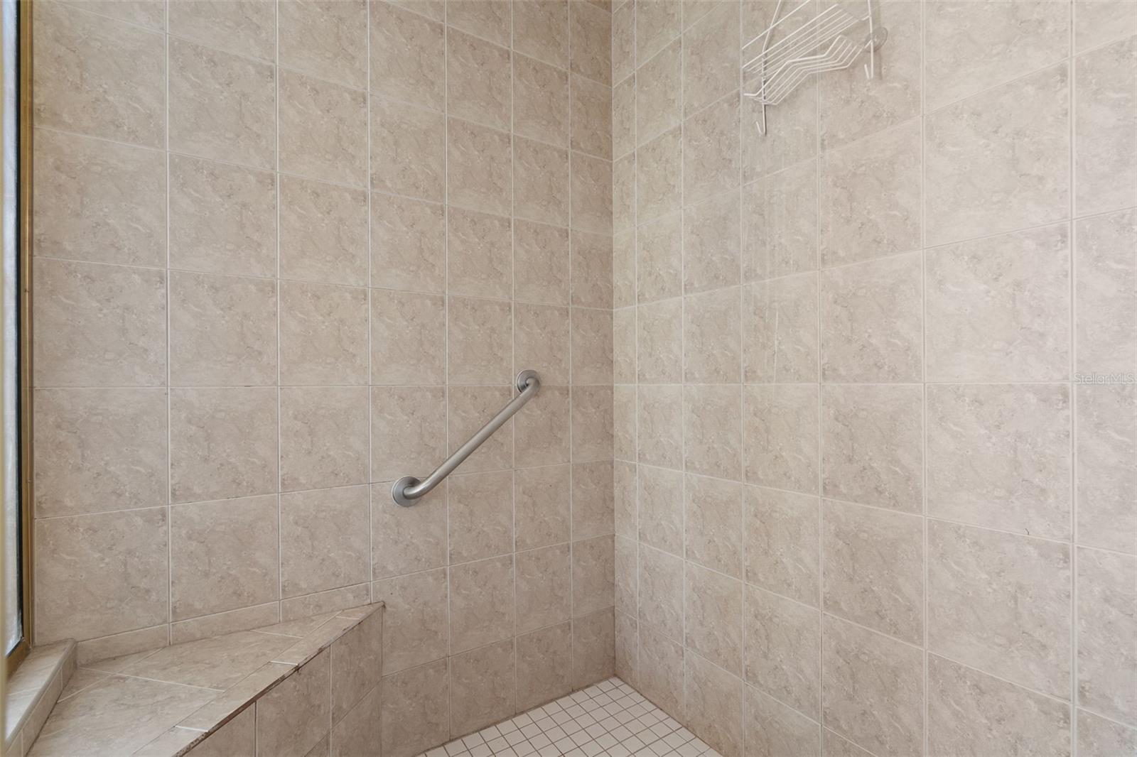 PRISTINE PLACE PH 3 - Residential