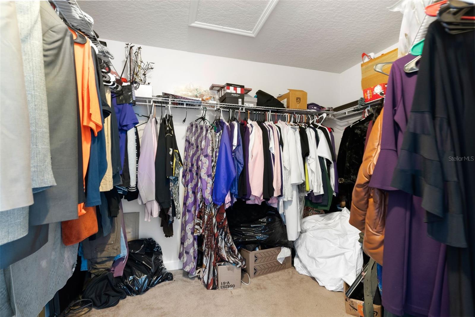 PRISTINE PLACE PH 3 - Residential