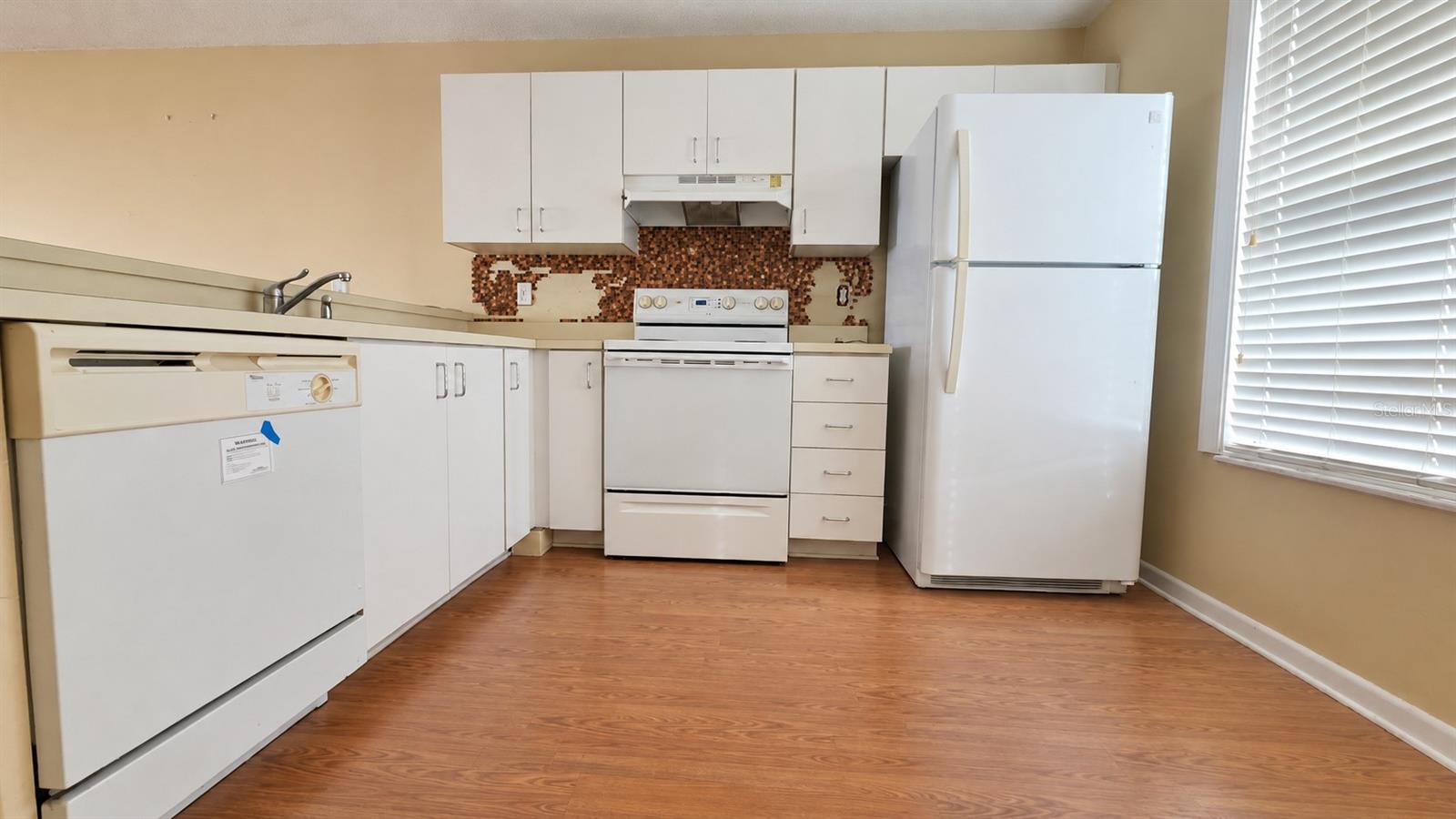 2540 WOODGATE BOULEVARD 203
