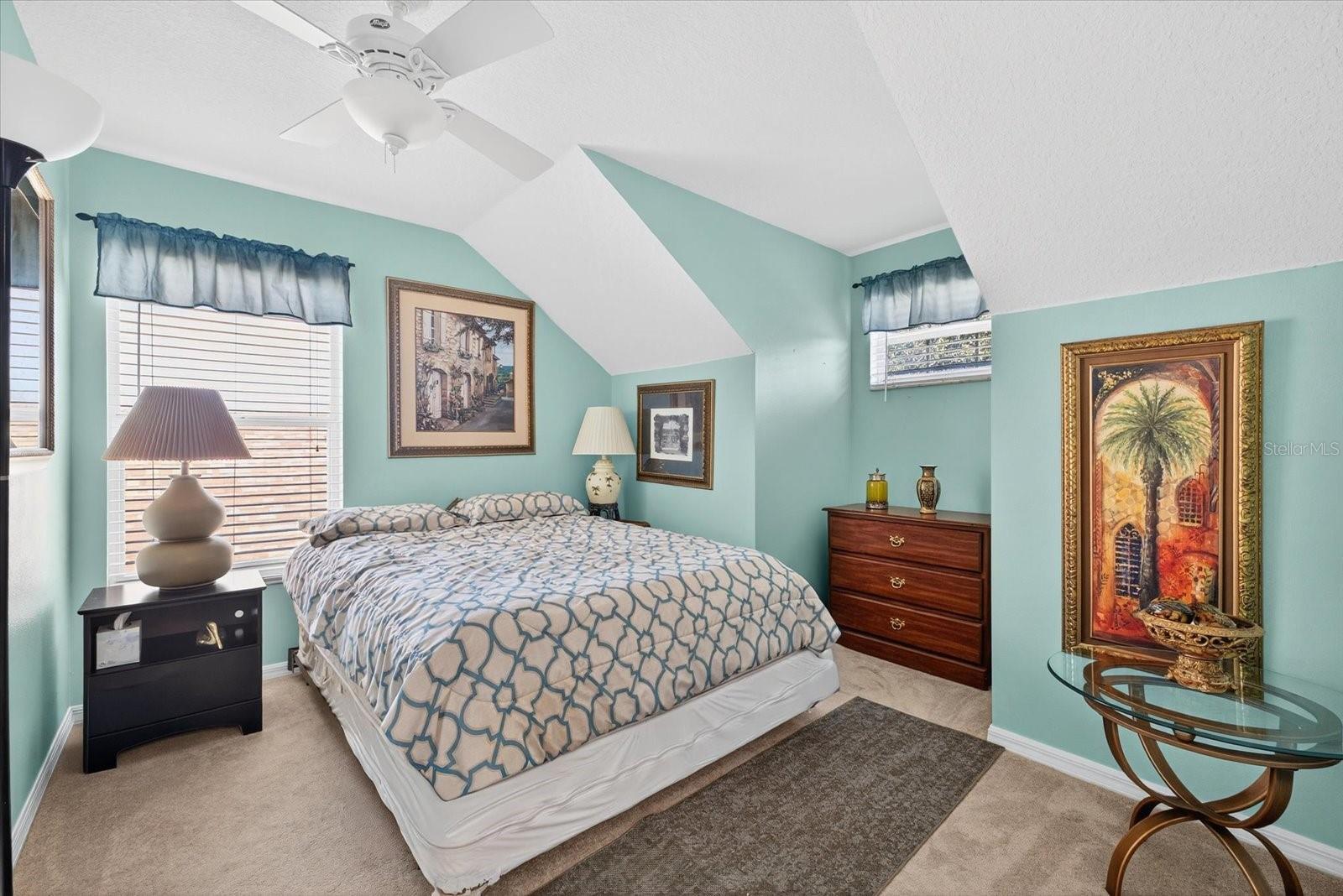 THOUSAND OAKS MULTI FAMILY - Residential