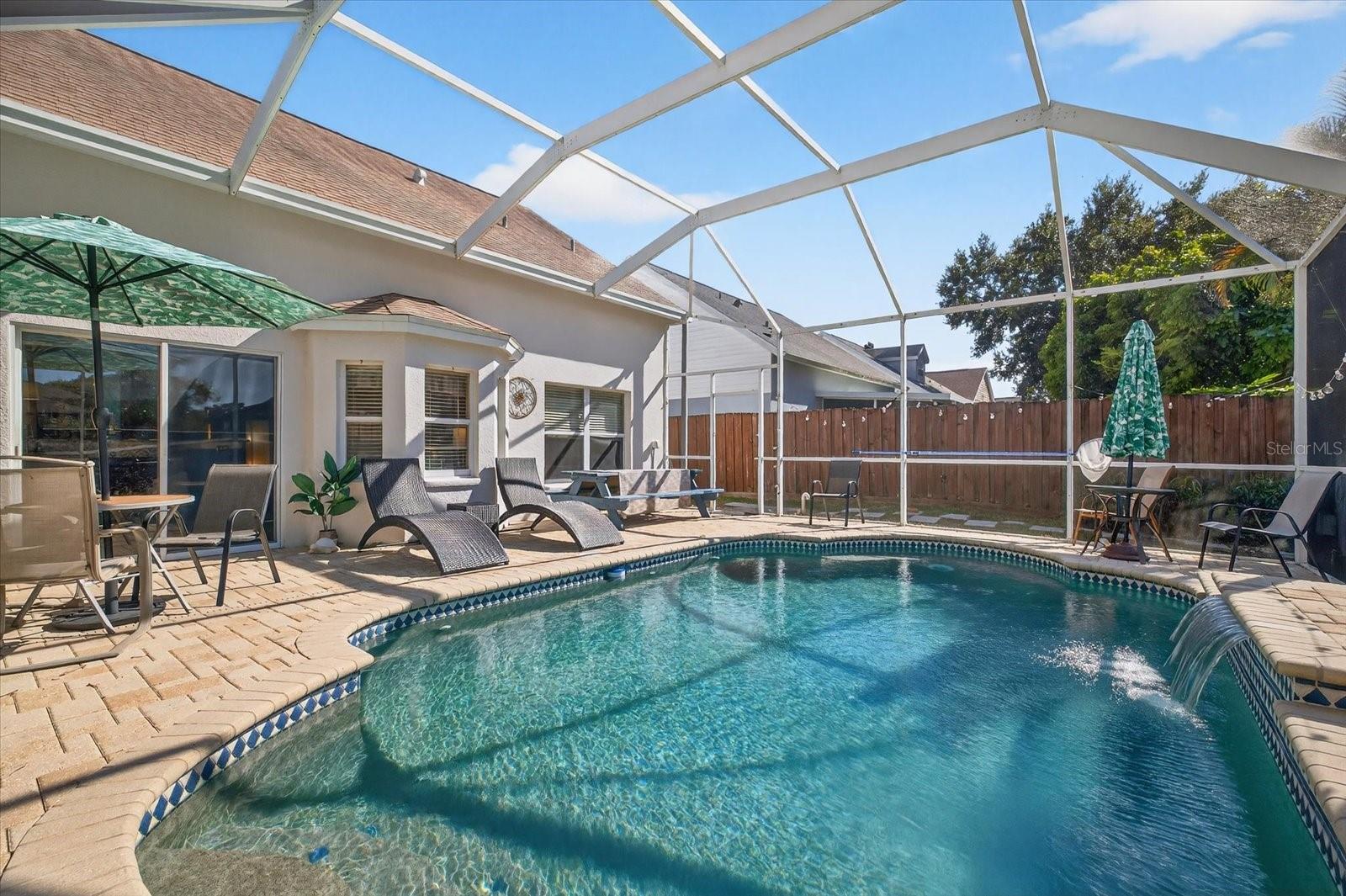 THOUSAND OAKS MULTI FAMILY - Residential