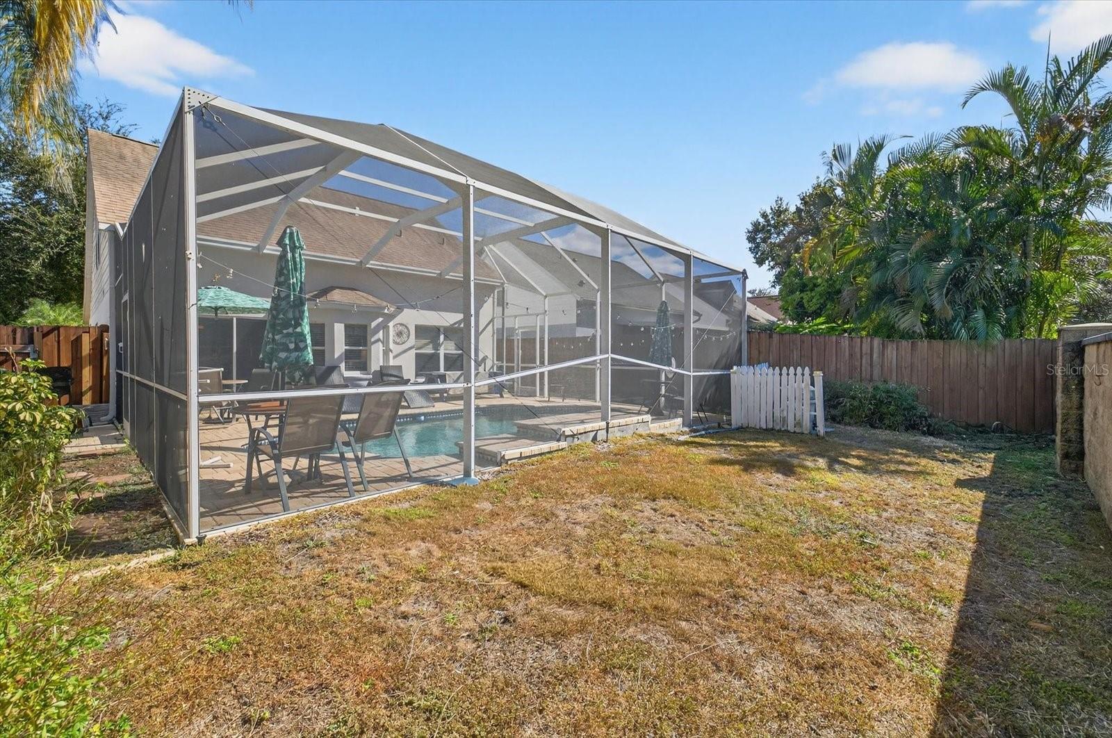 THOUSAND OAKS MULTI FAMILY - Residential