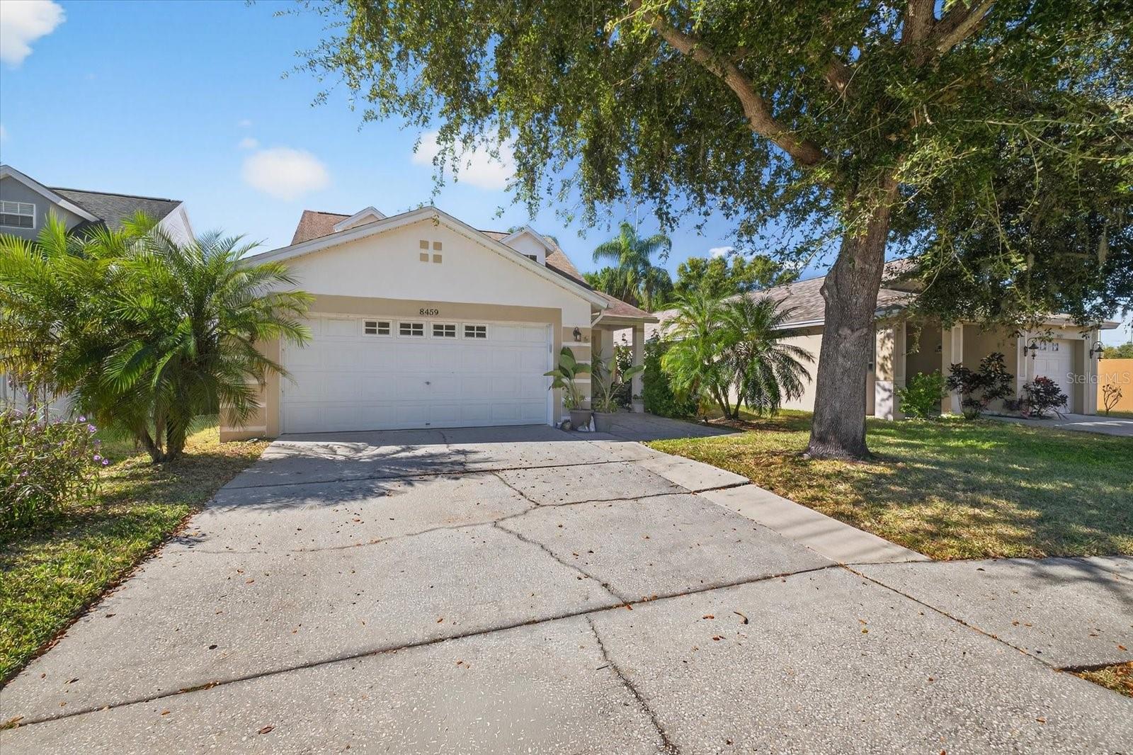 THOUSAND OAKS MULTI FAMILY - Residential