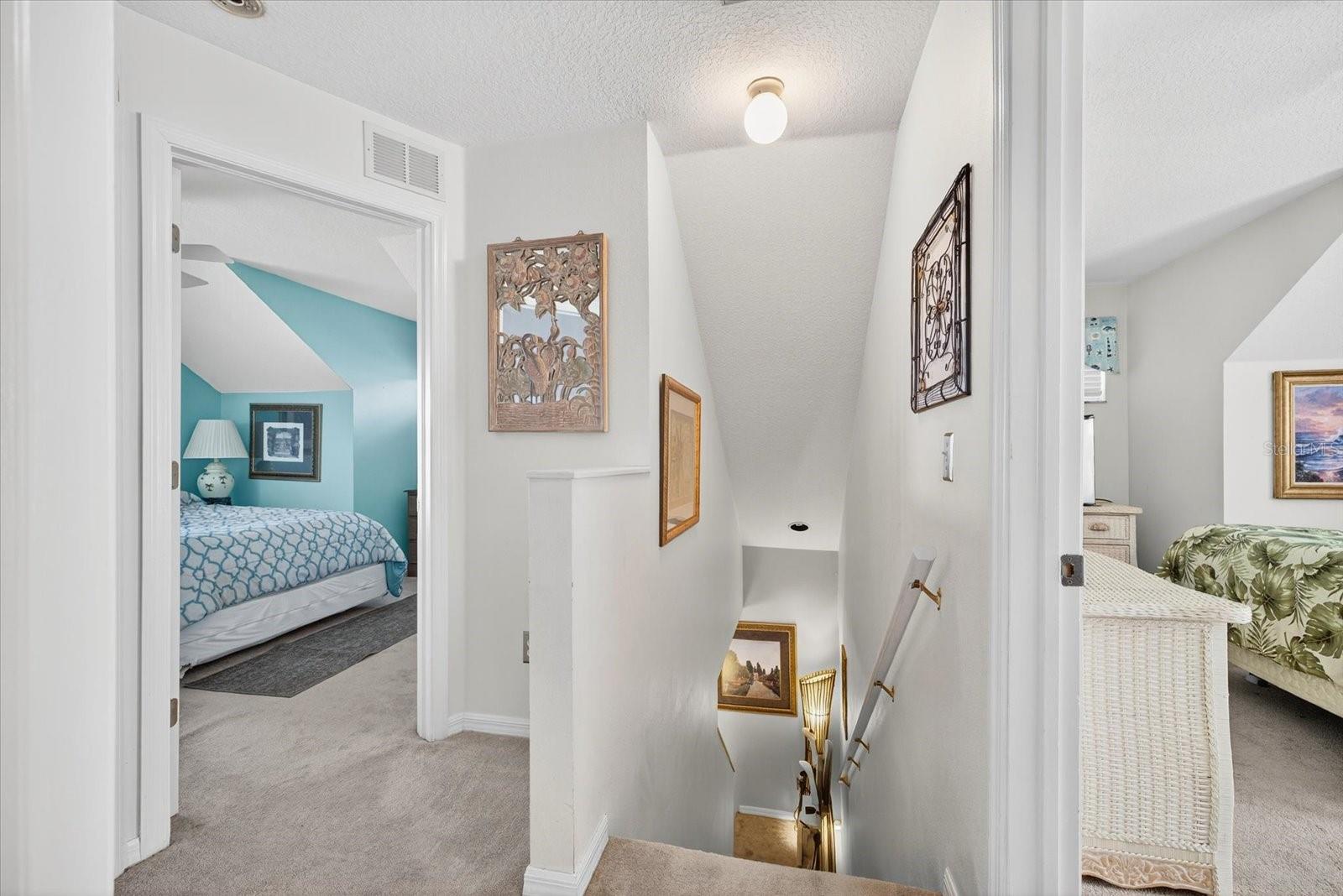 THOUSAND OAKS MULTI FAMILY - Residential