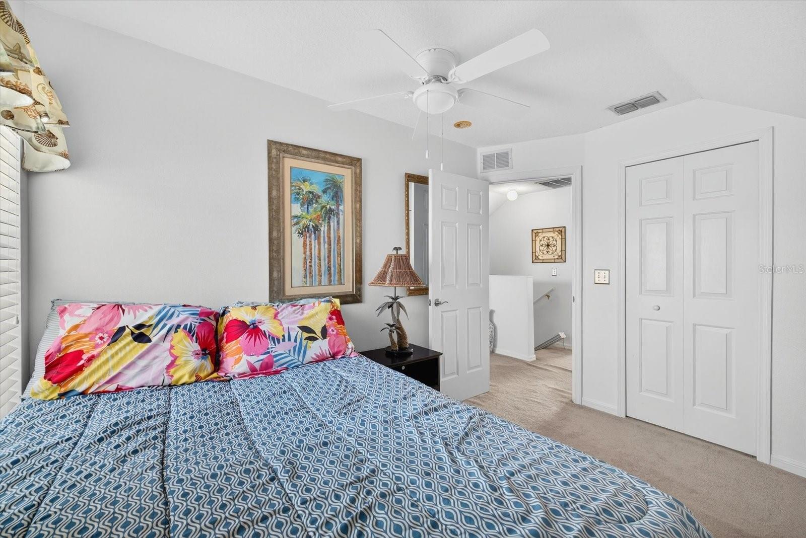 THOUSAND OAKS MULTI FAMILY - Residential