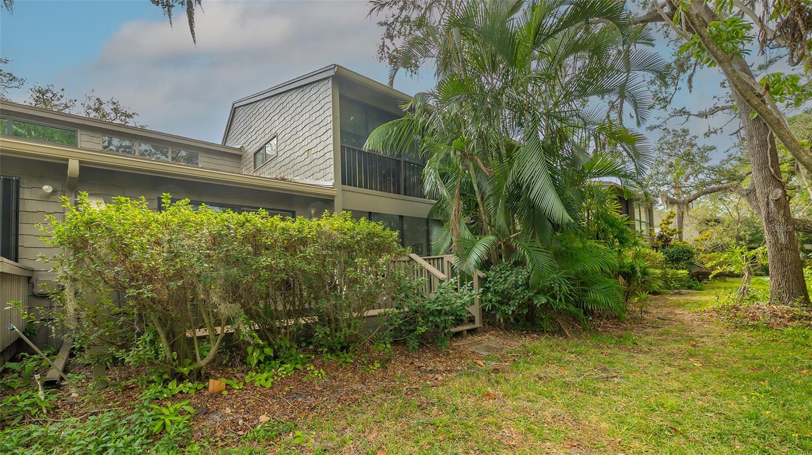 PELICAN COVE X - Residential