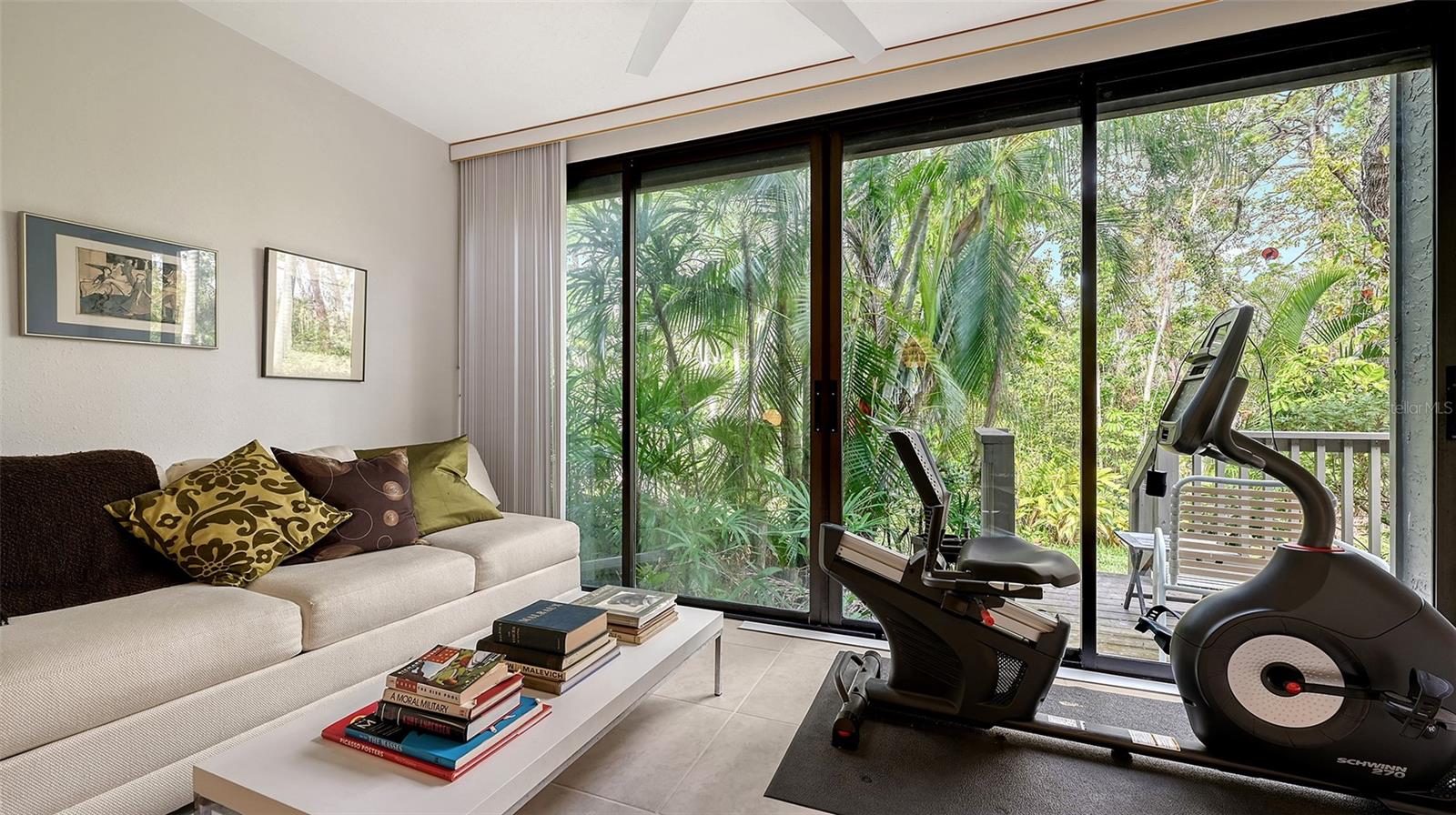 PELICAN COVE X - Residential