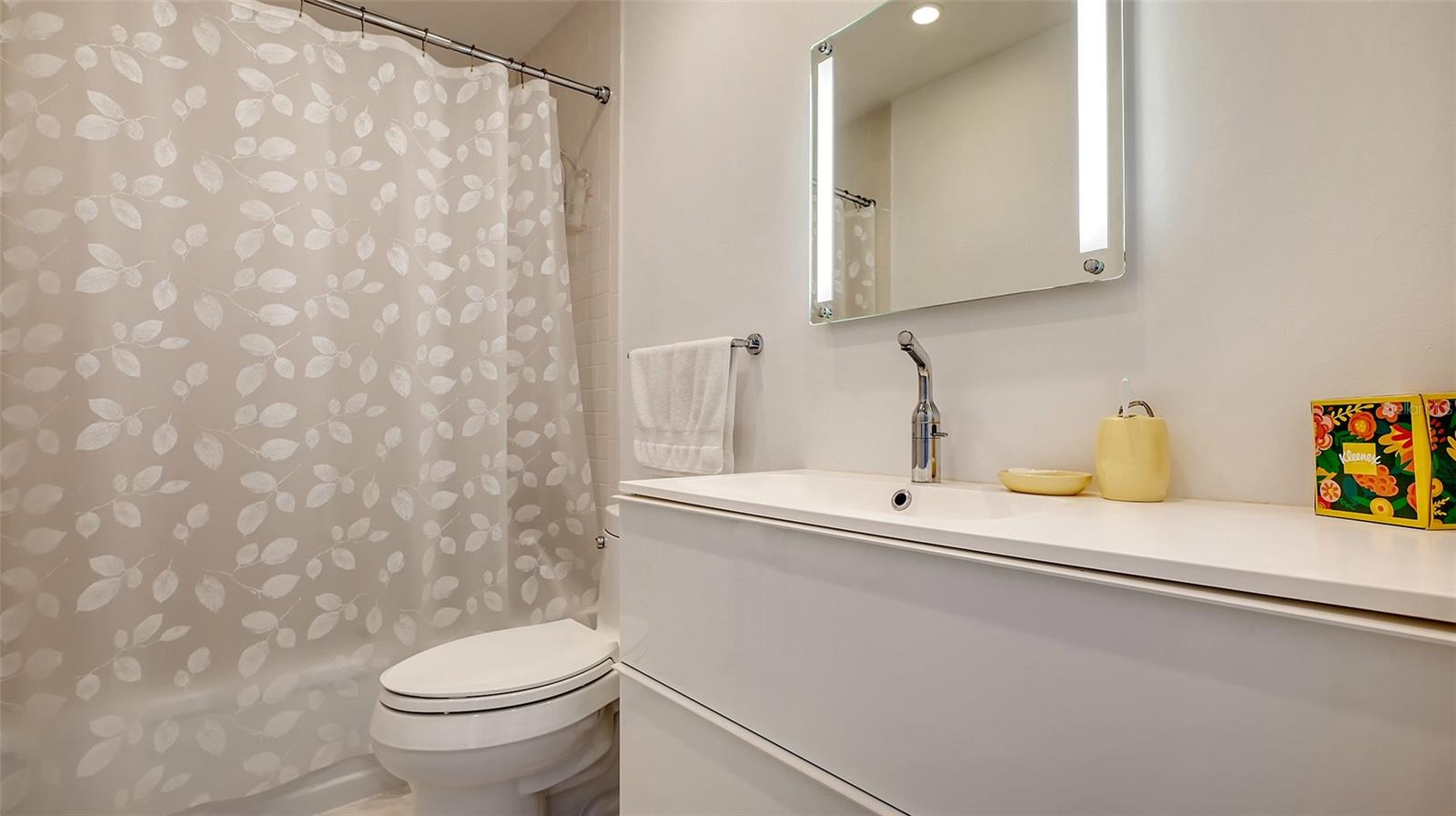 PELICAN COVE X - Residential