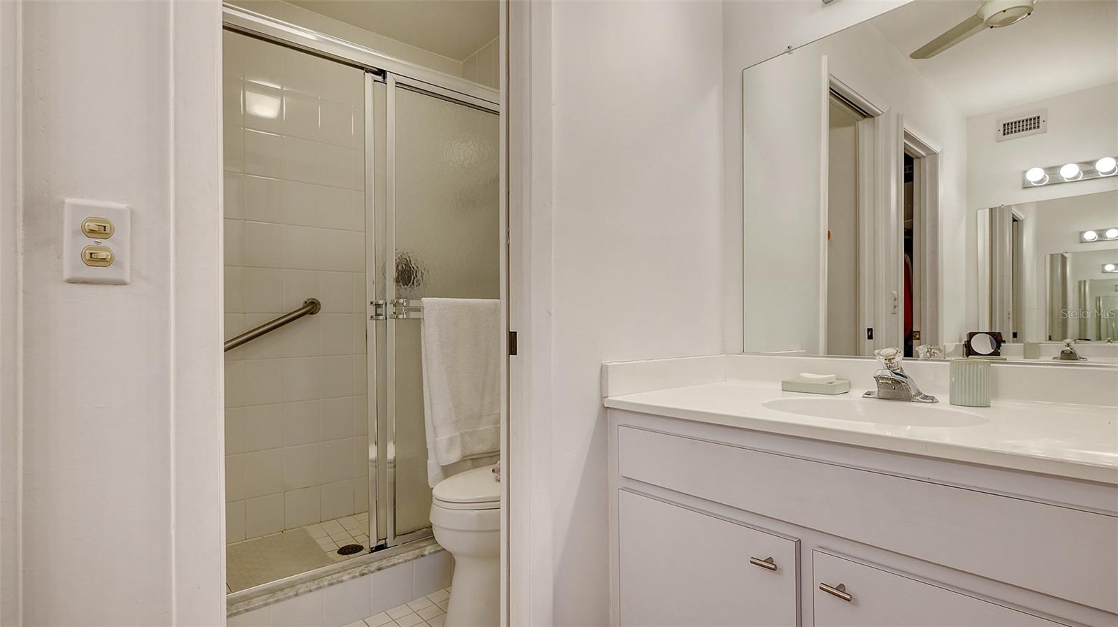 PELICAN COVE X - Residential