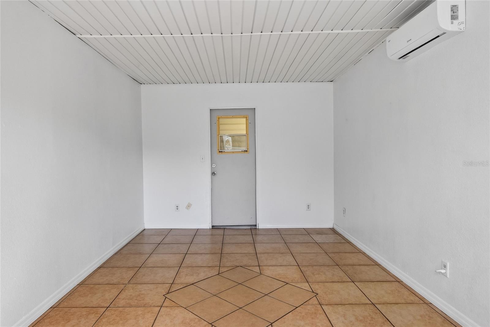 WOODLAND ESTATES PB 39 PG 29 - Residential