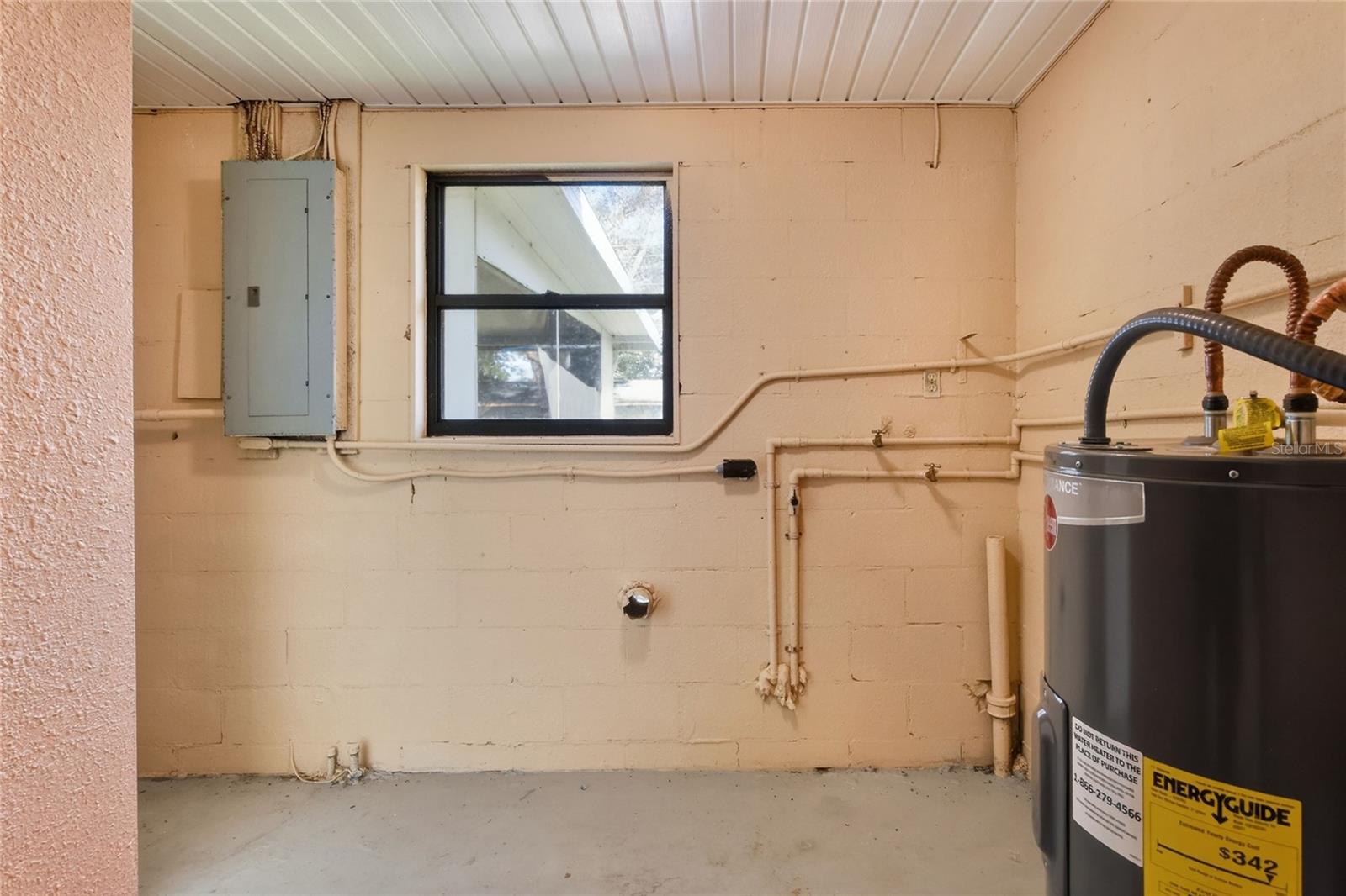 WOODLAND ESTATES PB 39 PG 29 - Residential