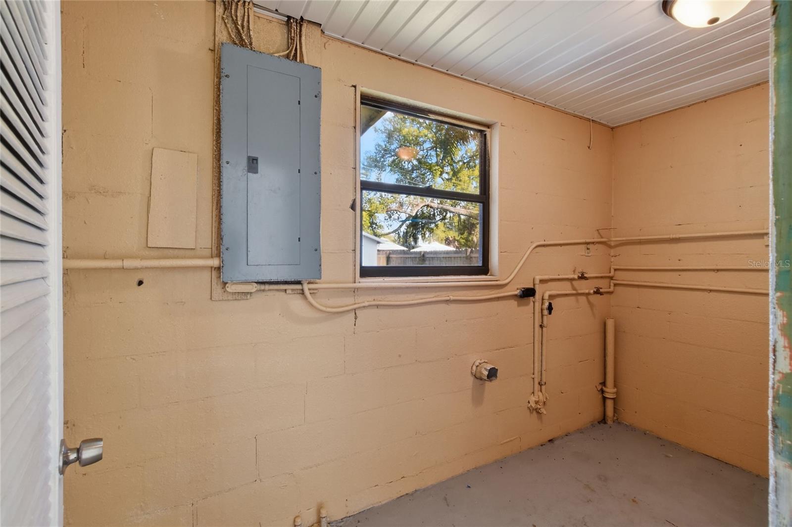 WOODLAND ESTATES PB 39 PG 29 - Residential