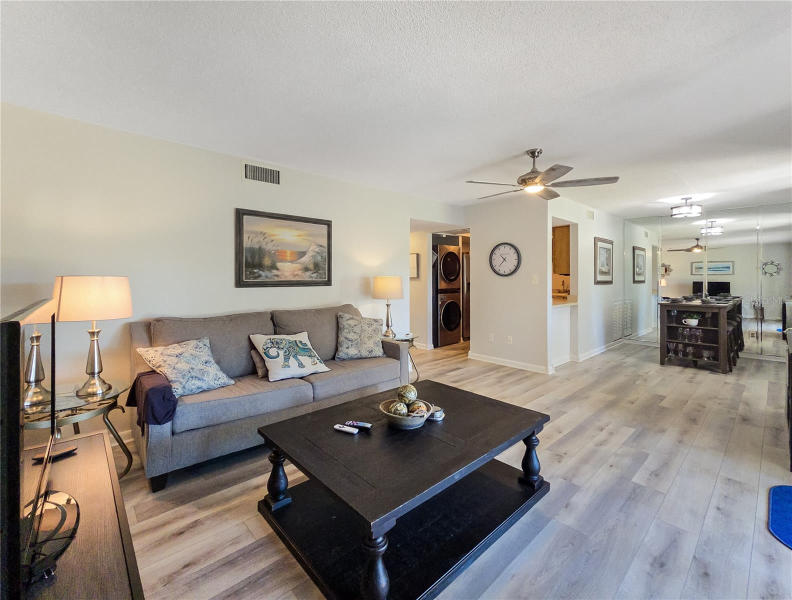 TWIN LAKES VILLAGE EAST CONDO - Residential