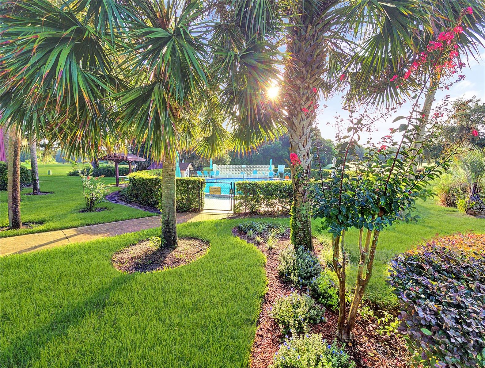 TWIN LAKES VILLAGE EAST CONDO - Residential