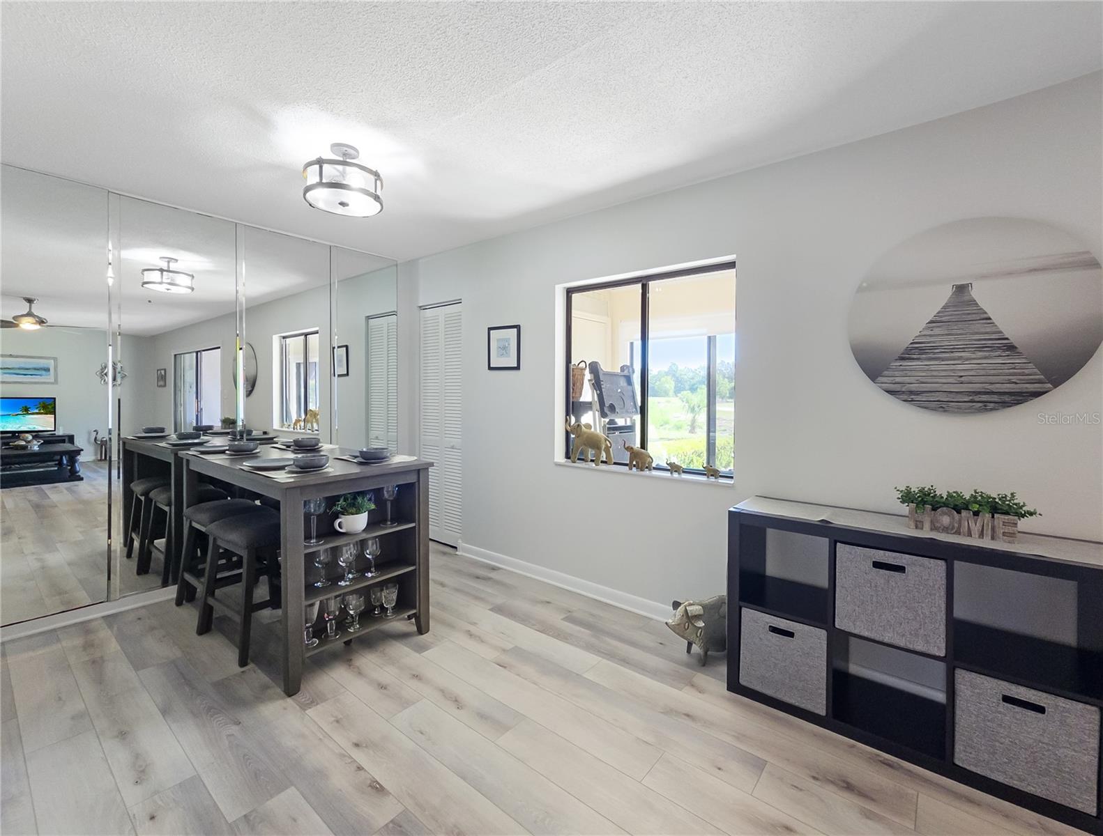 TWIN LAKES VILLAGE EAST CONDO - Residential