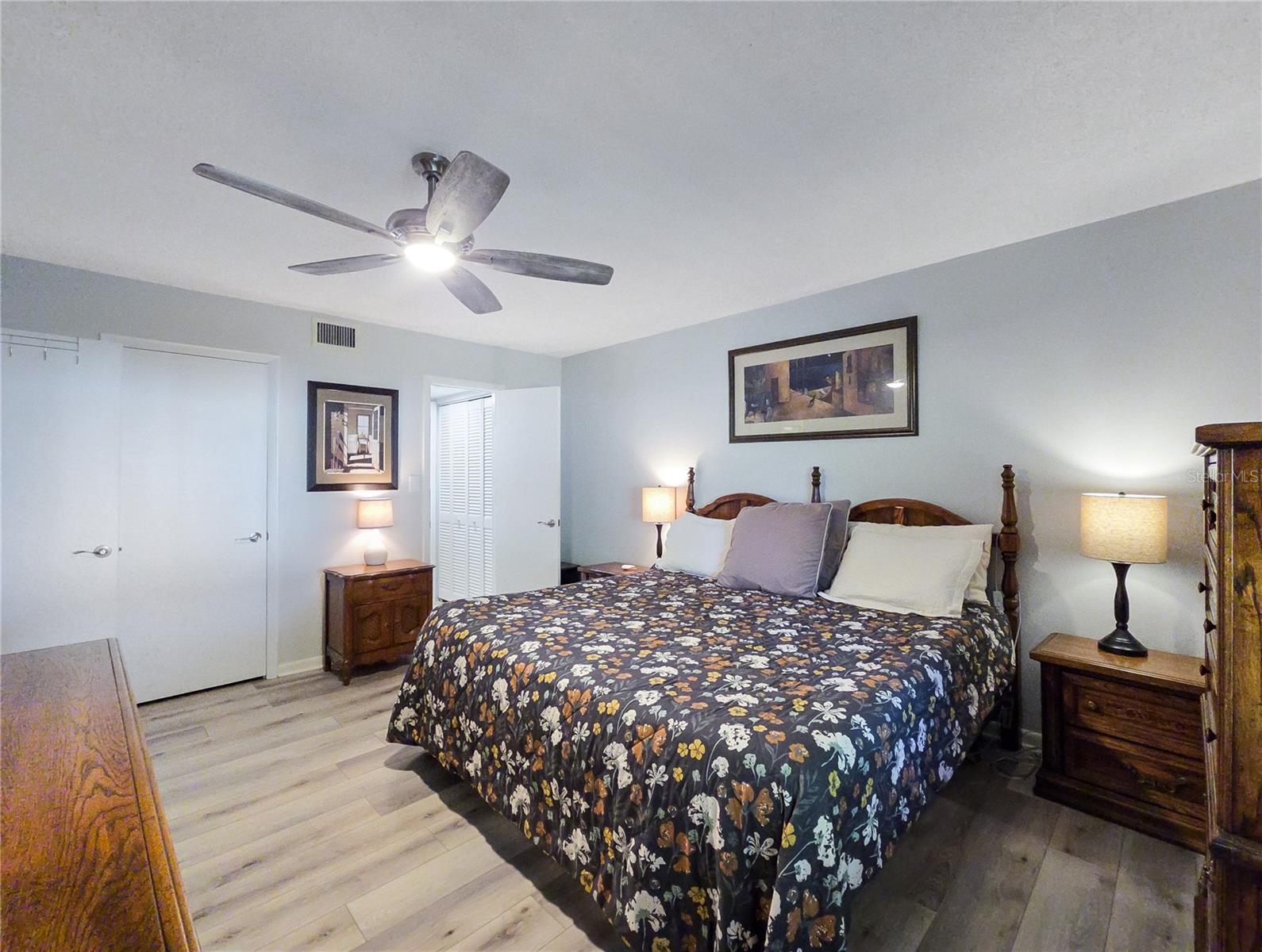 TWIN LAKES VILLAGE EAST CONDO - Residential
