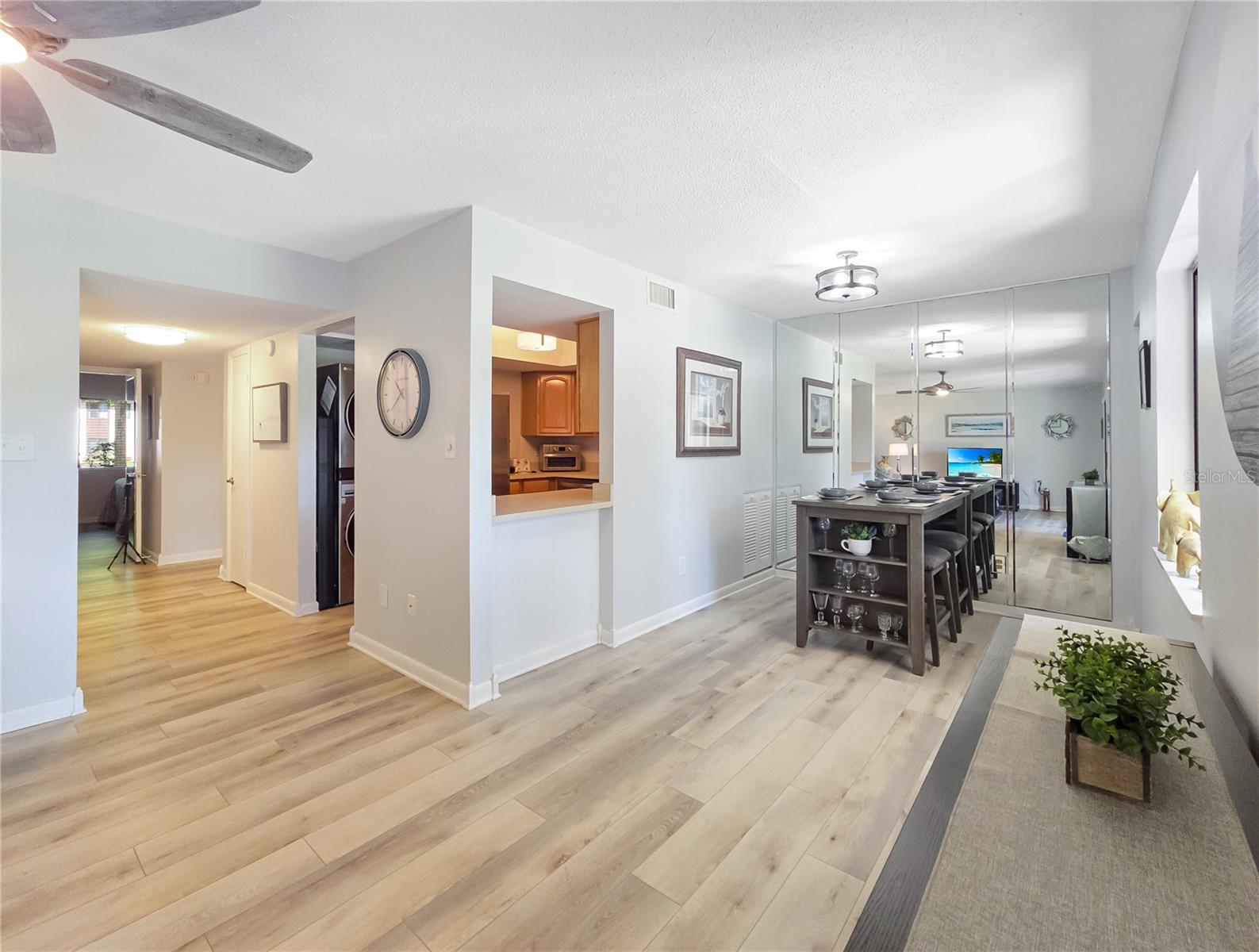 TWIN LAKES VILLAGE EAST CONDO - Residential