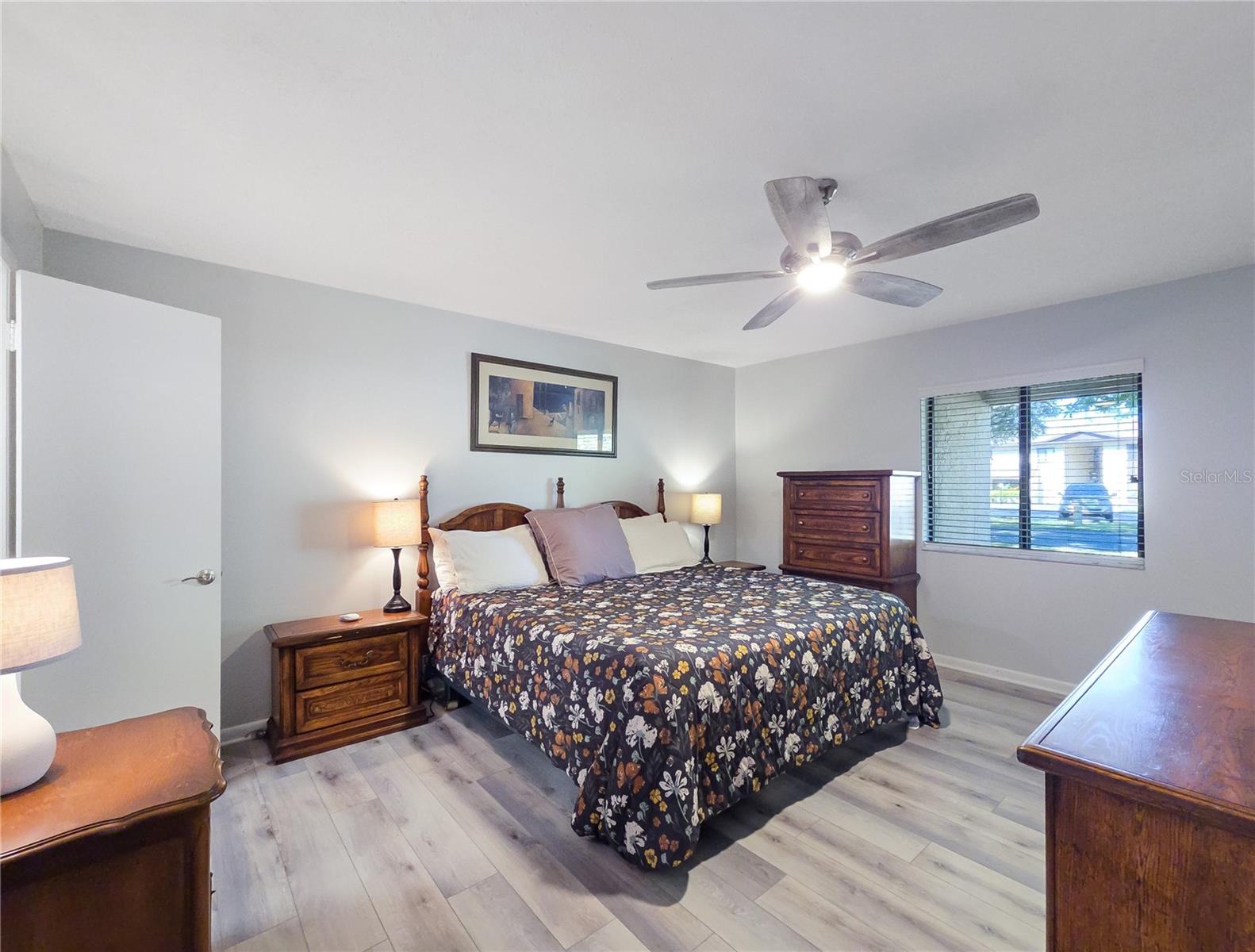 TWIN LAKES VILLAGE EAST CONDO - Residential