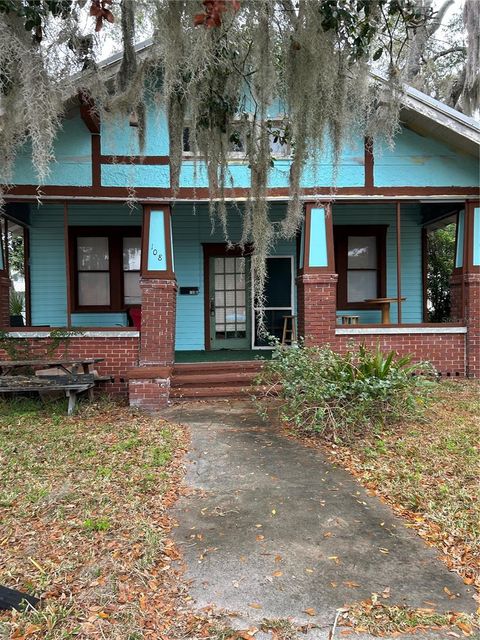 Photo of 108 NW 7th Street, Gainesville, FL 32601 (MLS # GC536448)