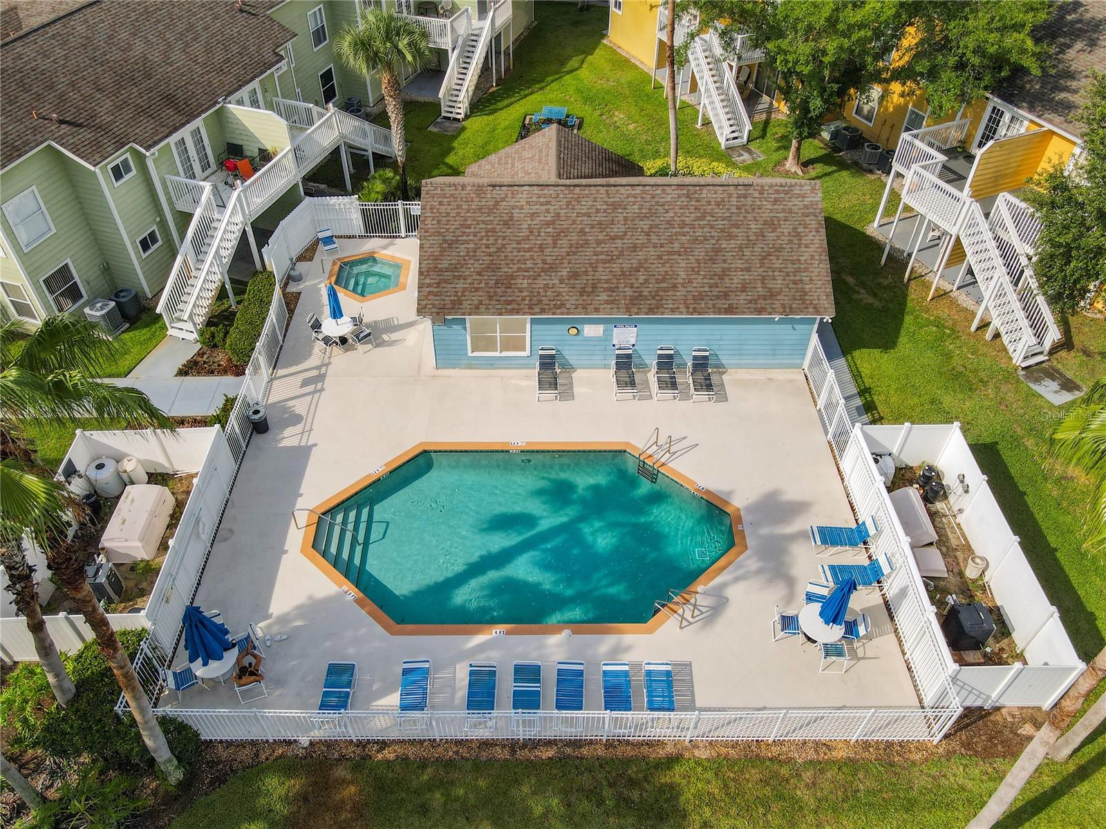 VILLAS AT ISLAND CLUB PH 2 BLDG U - Residential