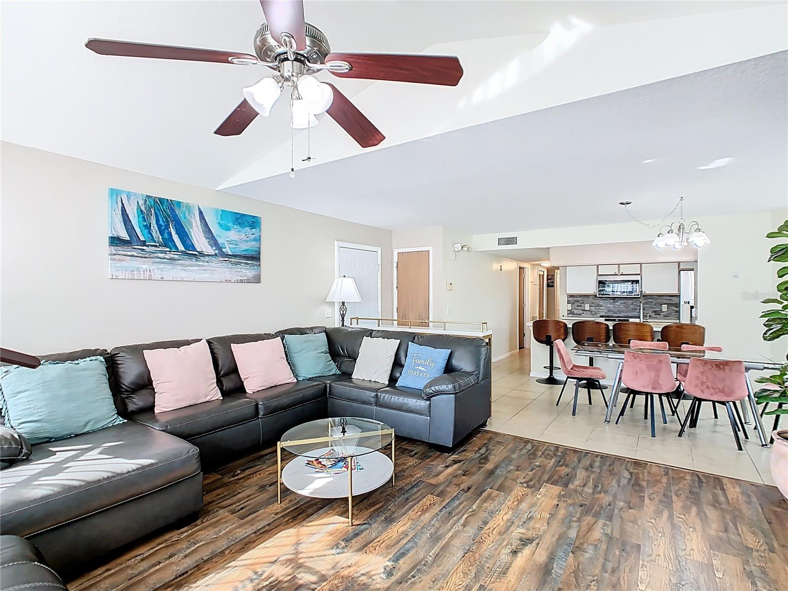 VILLAS AT ISLAND CLUB PH 2 BLDG U - Residential