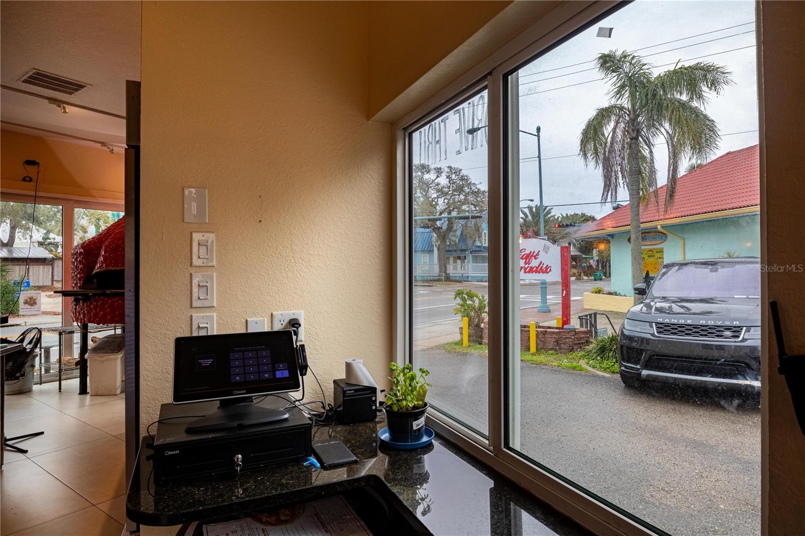 NEW SMYRNA BRIDGE & INV CO WALKER GRANT - Commercial Sale
