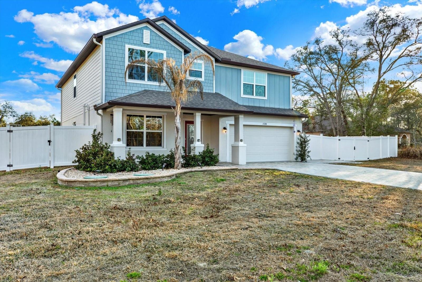 ROYAL HIGHLANDS - Residential