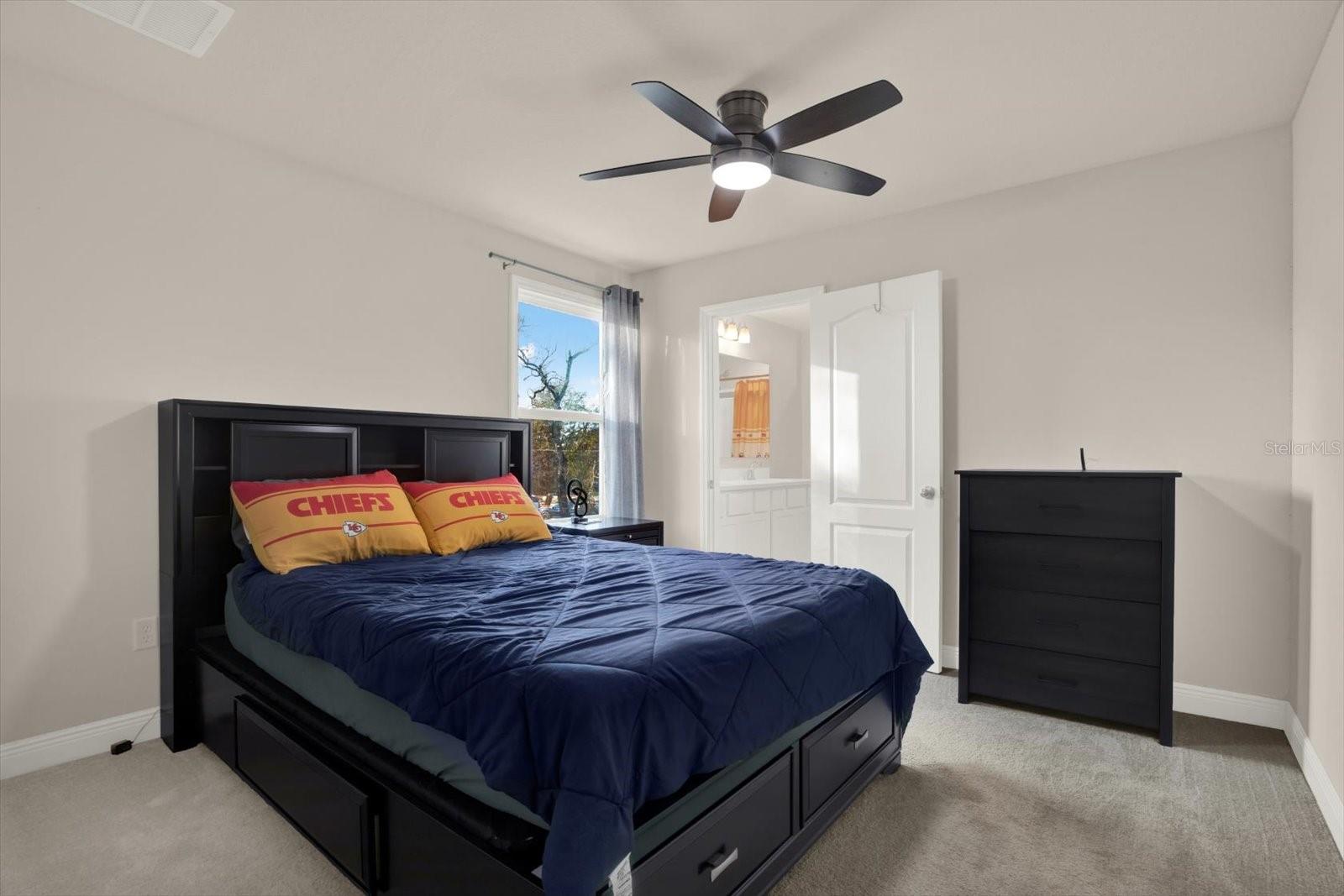 ROYAL HIGHLANDS - Residential