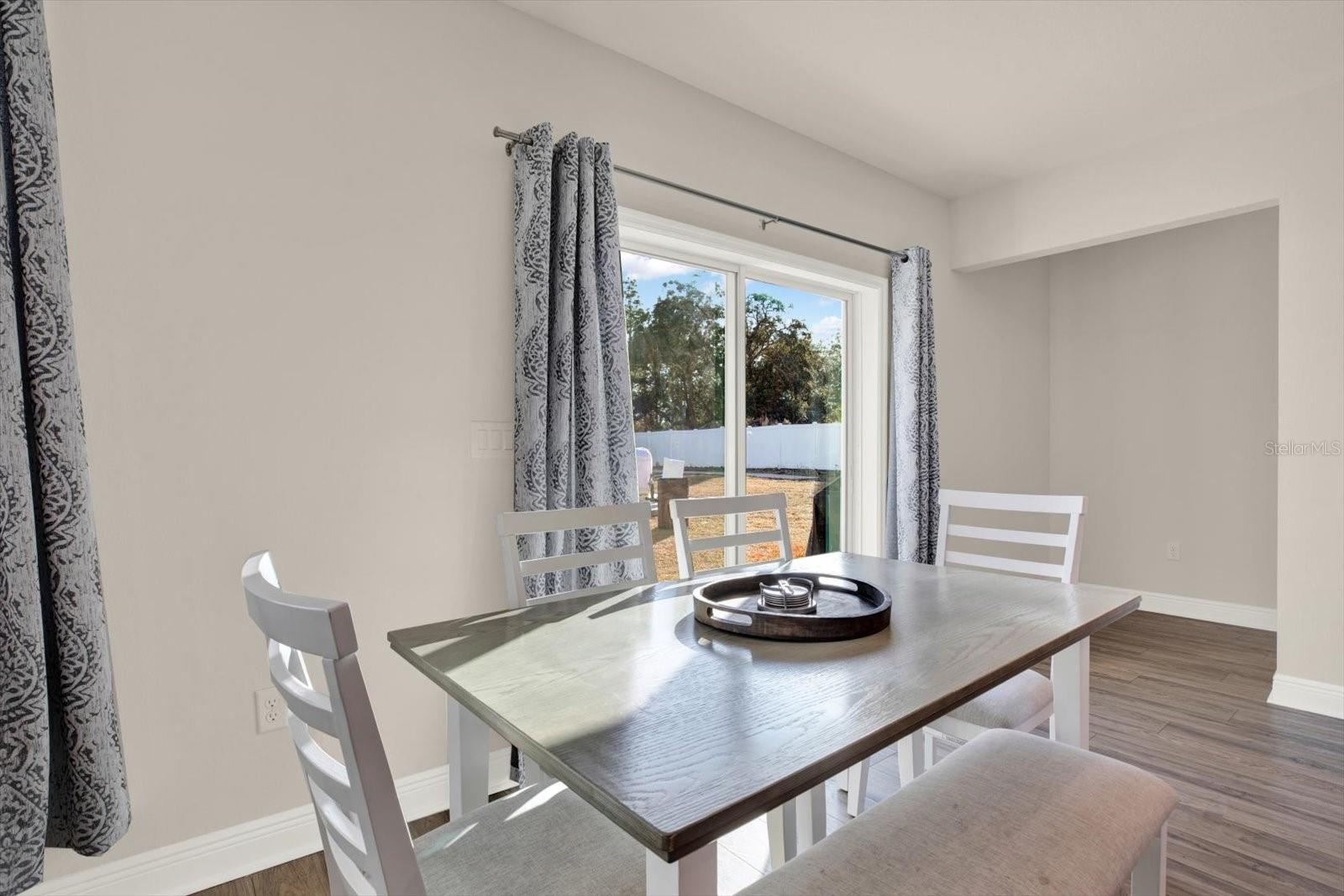 ROYAL HIGHLANDS - Residential