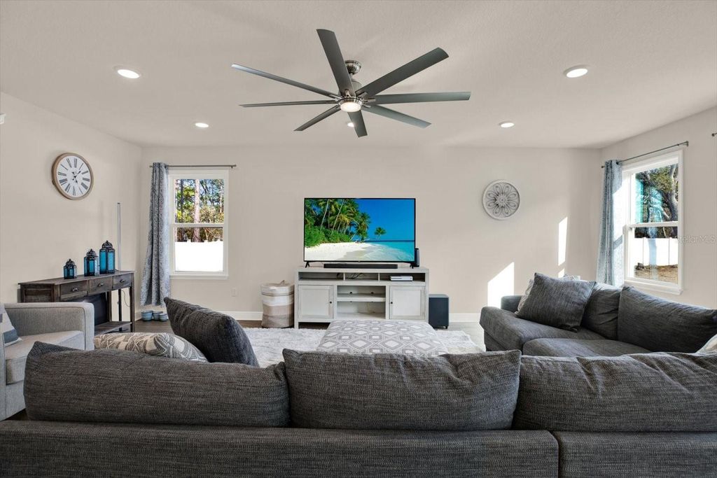 Photo of 11208 Seattle Wren Avenue, Weeki Wachee, FL 34614 (MLS # W7882939)