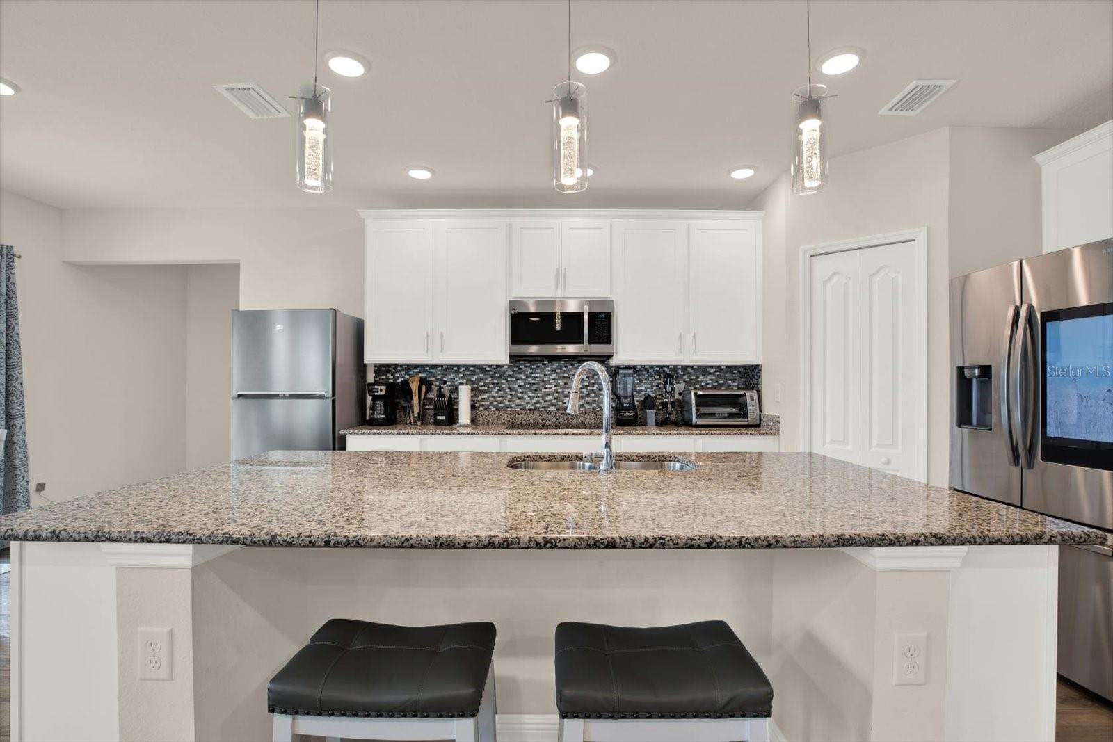 ROYAL HIGHLANDS - Residential