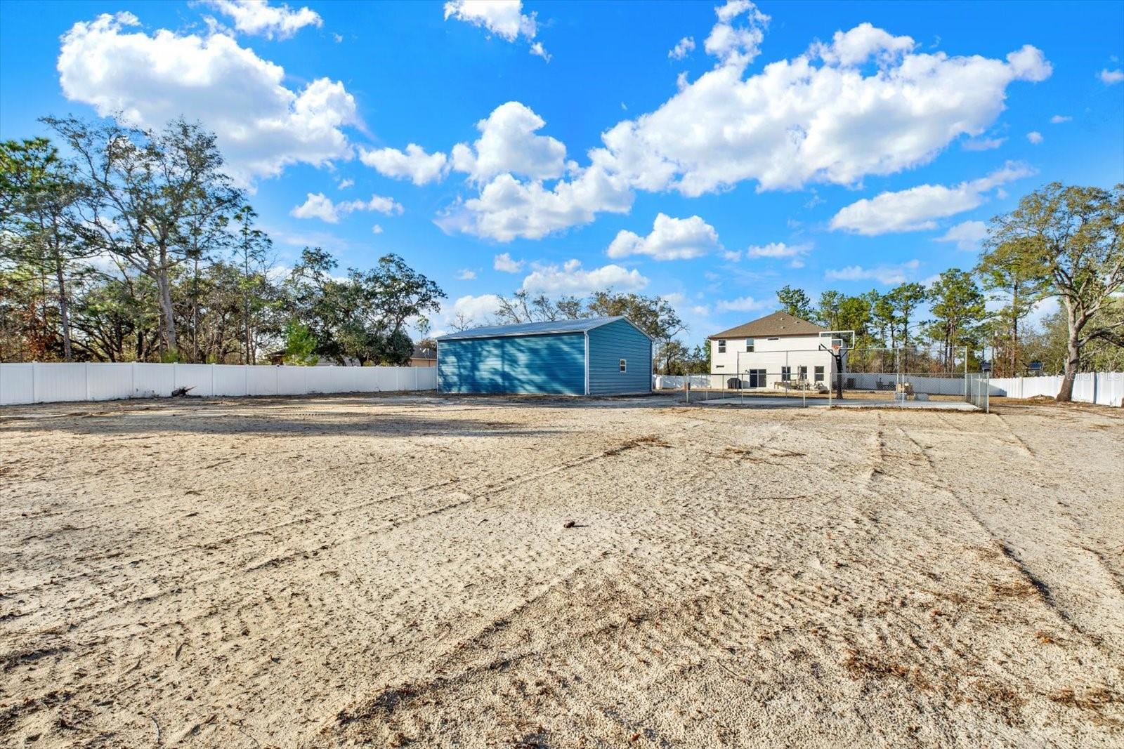 ROYAL HIGHLANDS - Residential