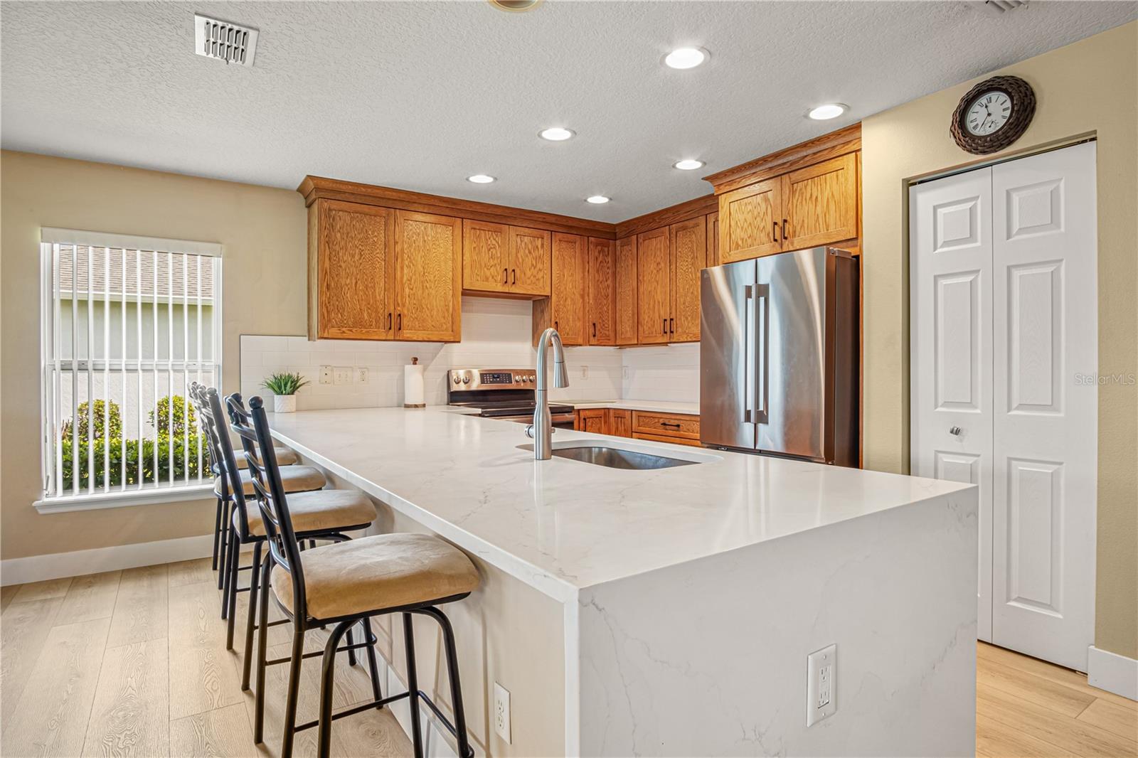 BAYBERRY LAKES - Residential