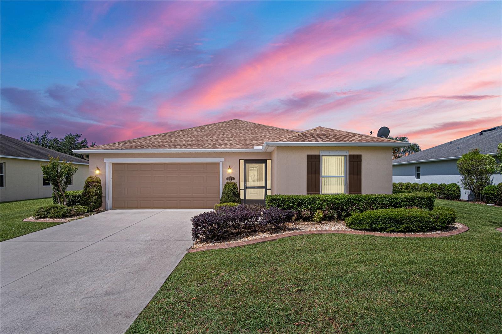 BAYBERRY LAKES - Residential