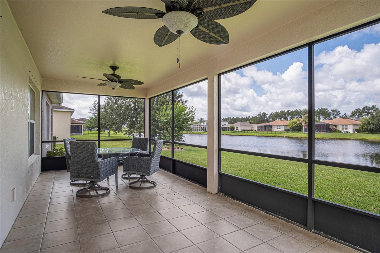 BAYBERRY LAKES - Residential