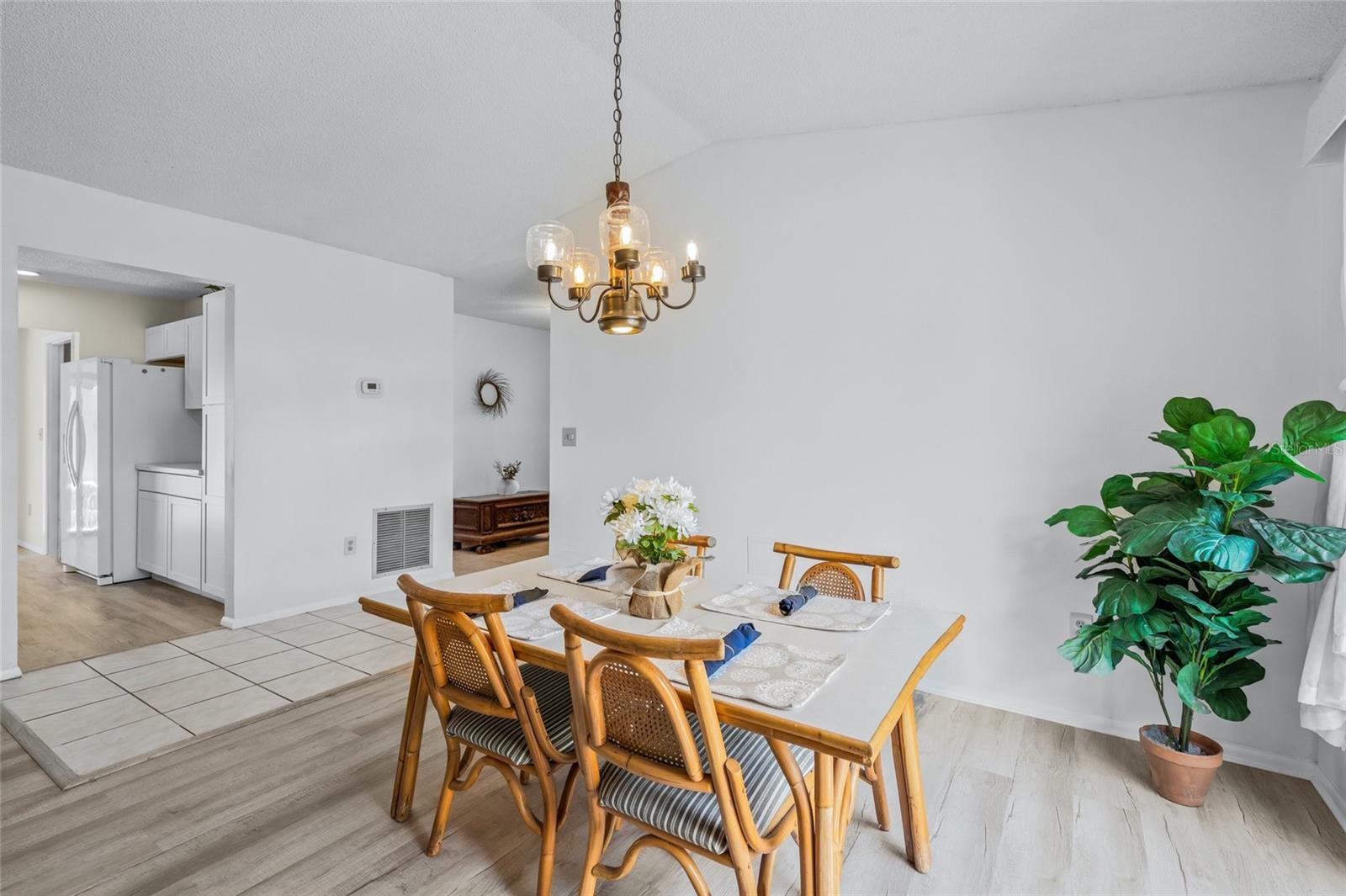 HOURGLASS LAKES PH 1 - Residential