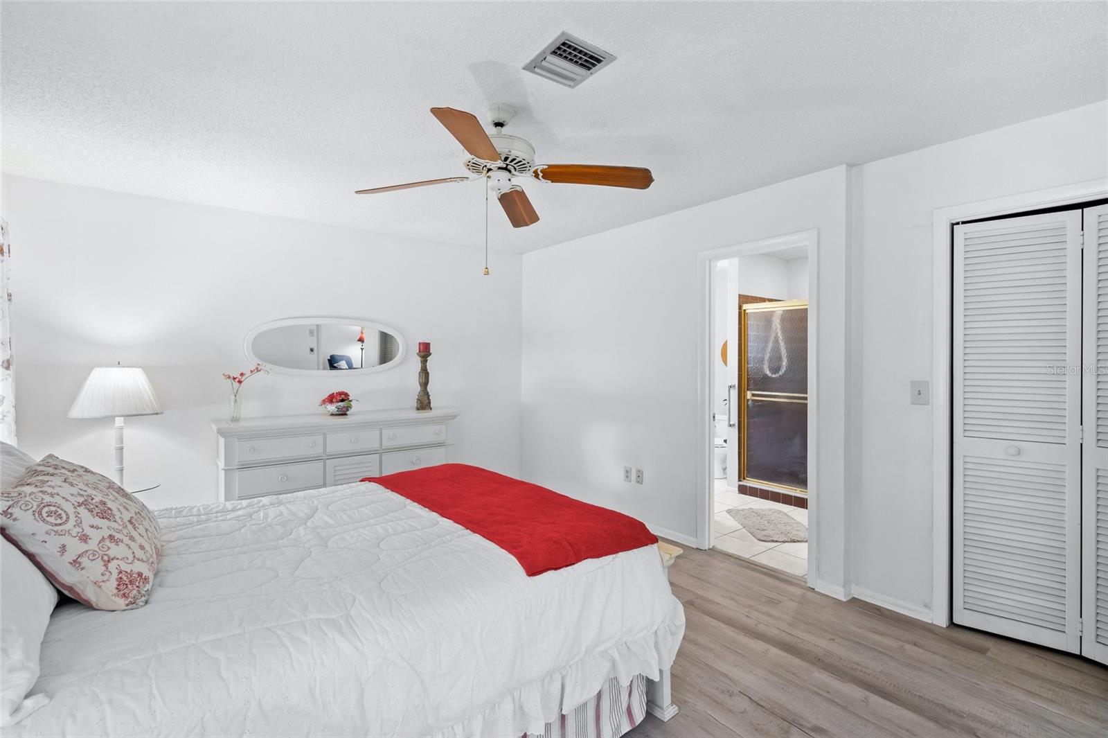 HOURGLASS LAKES PH 1 - Residential