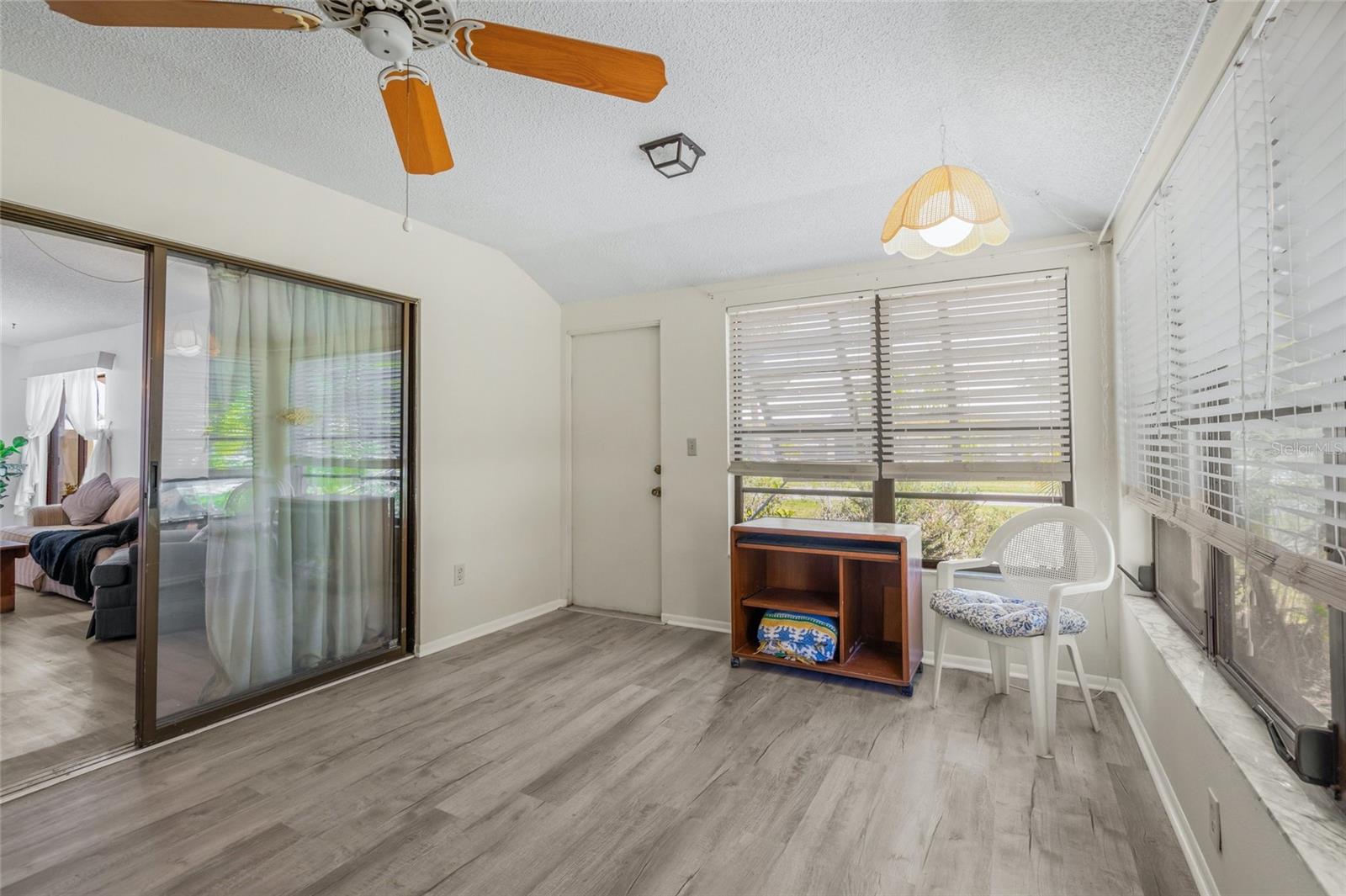 HOURGLASS LAKES PH 1 - Residential