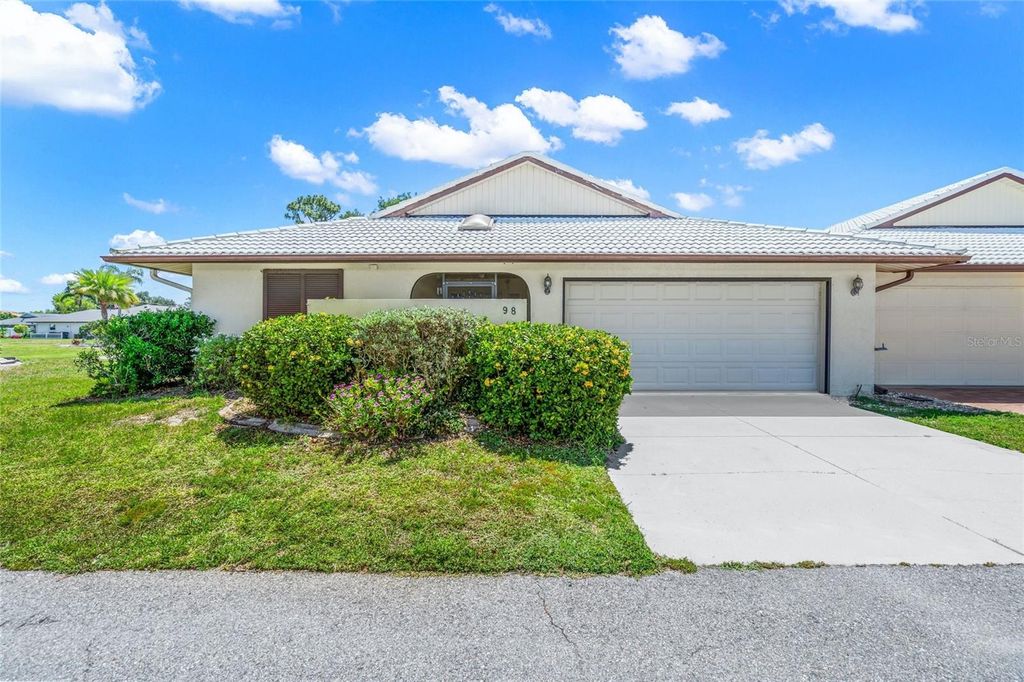 Photo of 98 Drifting Sands Drive, Venice, FL 34293 (MLS # N6139769)