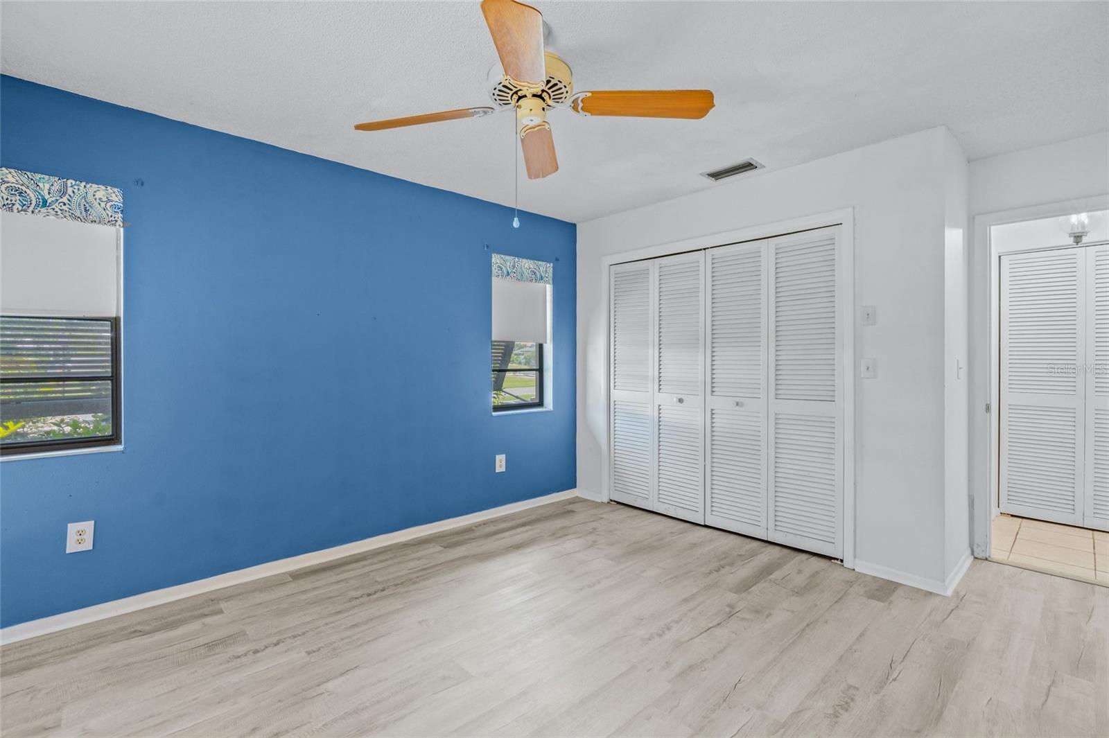 HOURGLASS LAKES PH 1 - Residential