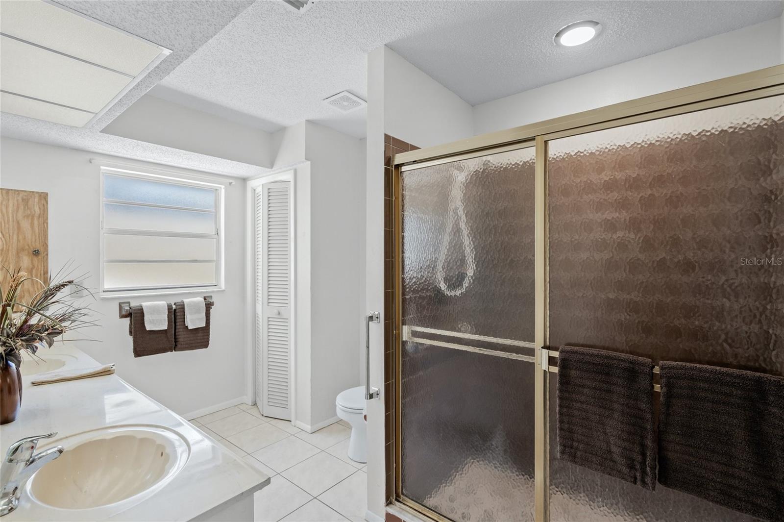 HOURGLASS LAKES PH 1 - Residential