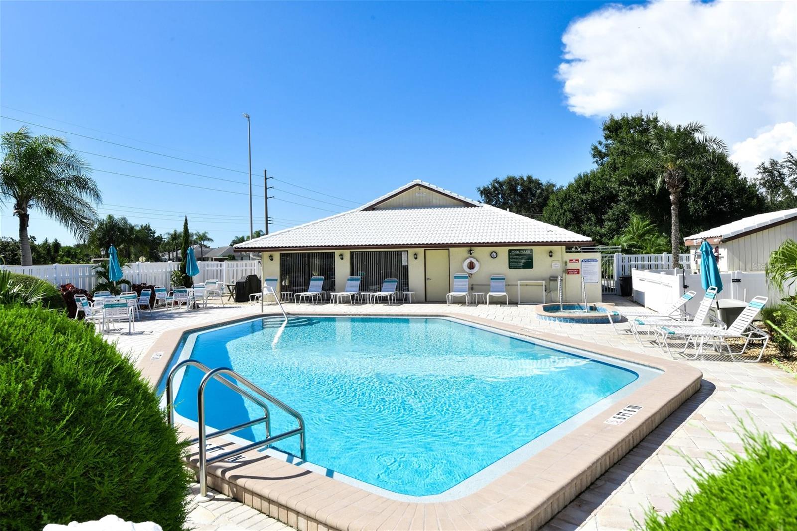 HOURGLASS LAKES PH 1 - Residential